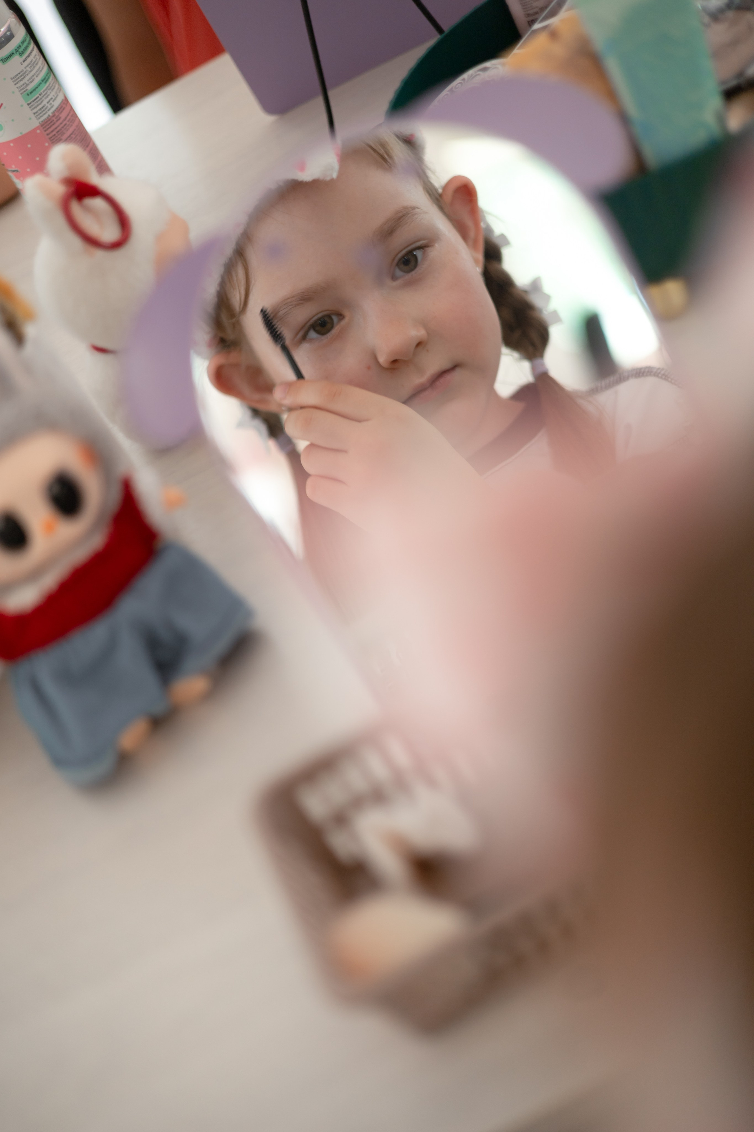 Мастер-класс макияжа на 9-й день рождения Вероники. Школа для девочек во Владивостоке — Само Совершенство