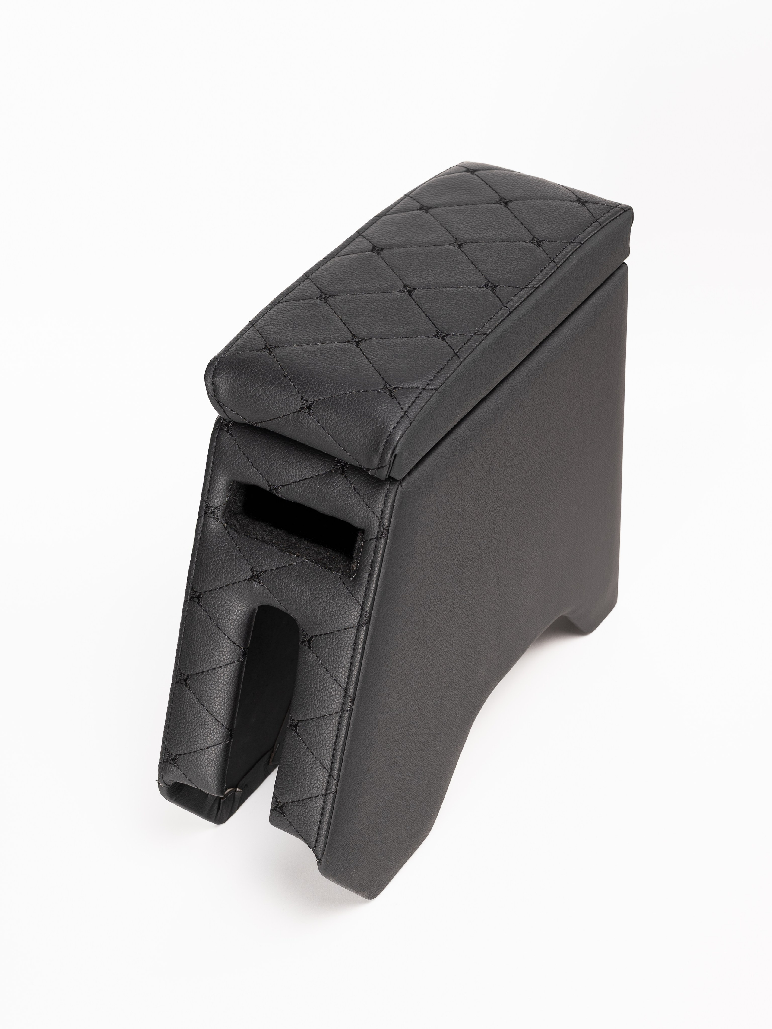 Автоподлокотники предметка стёганые серия 3. Предметный фотограф, фото для маркетплейсов Пятигорск, КМВ