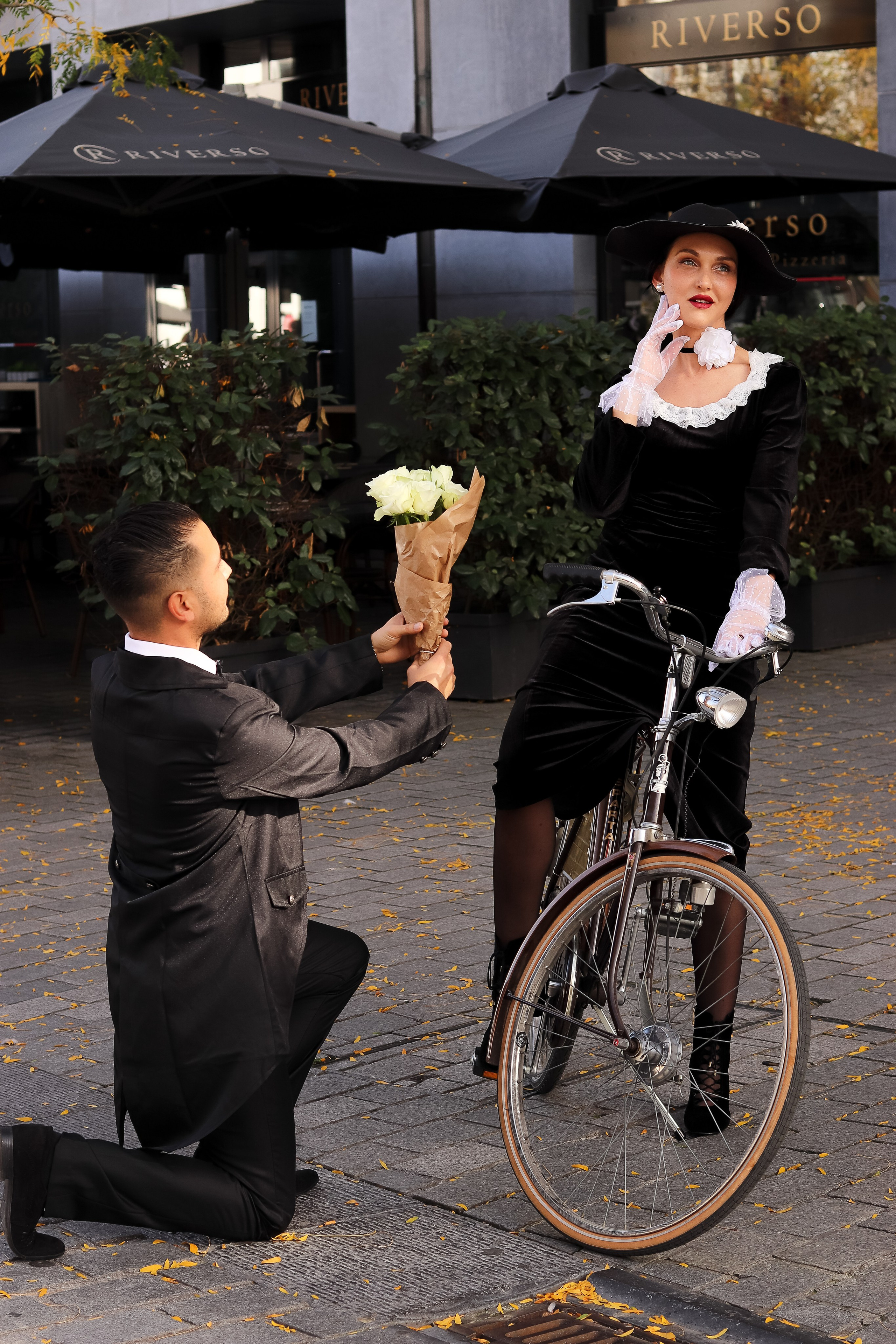 Retro love shoot. Family, Children and Business photographer in Belgium