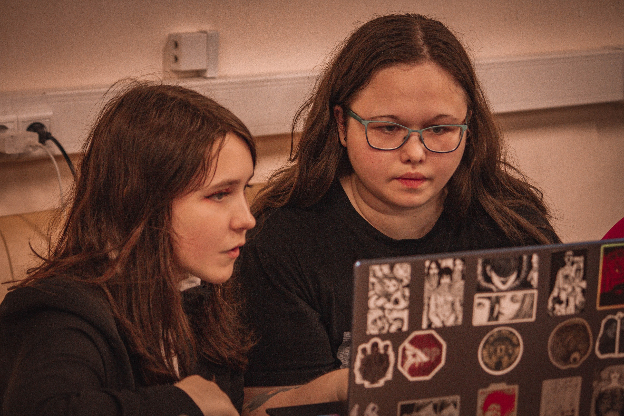 ЖЕНСКИЙ ГЕЙМДЖЕМ — Творческий сбор разработчиц. Создадим шедевр? Виталина и её фотоискусство