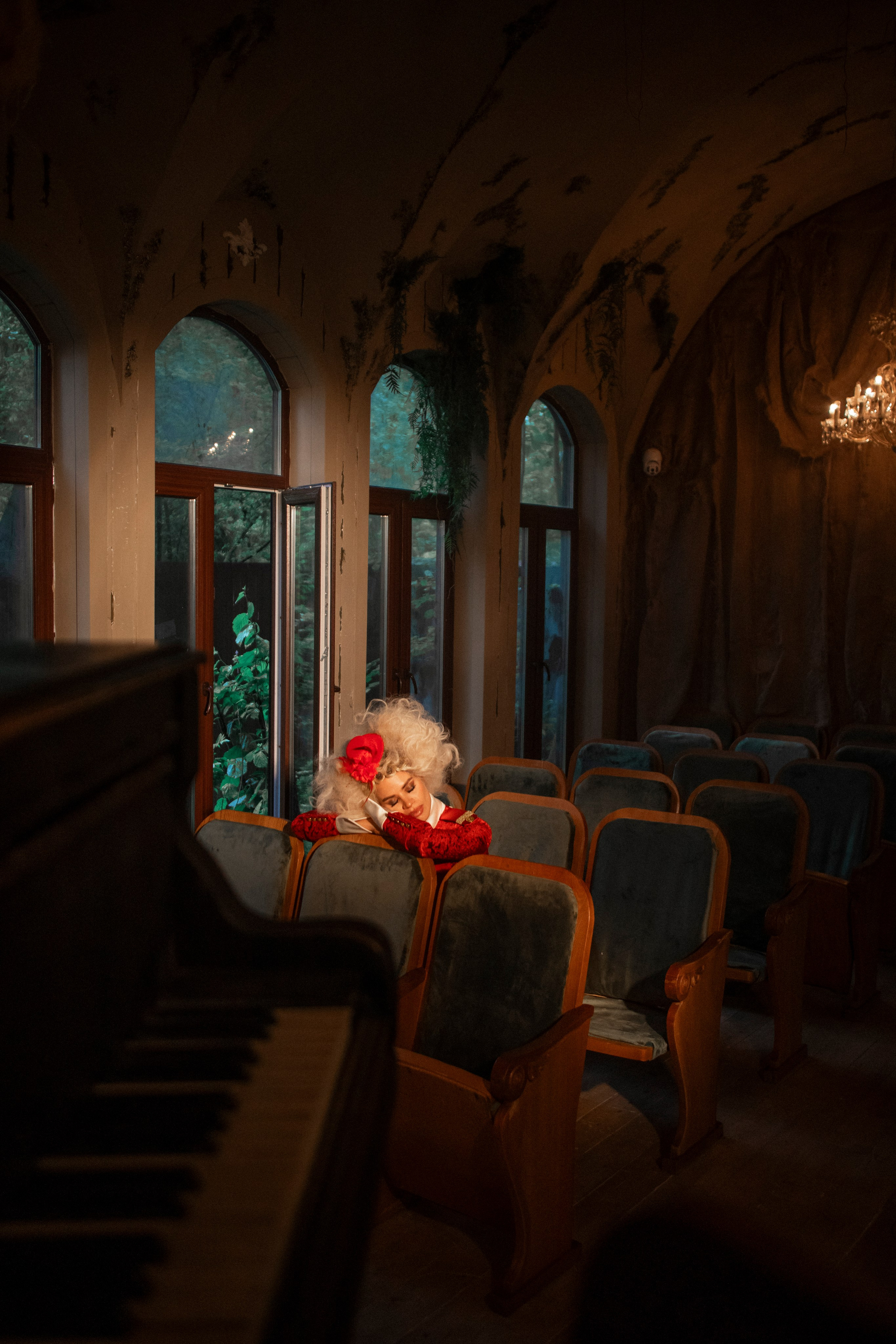 Театр пуст. Дарья Устинова. Фотограф вашей души в Москве