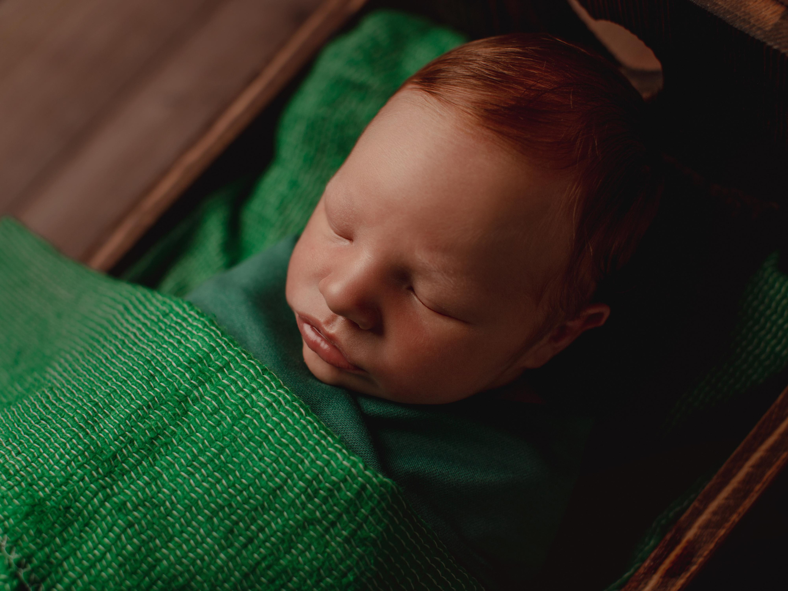 Фотосессия для новорожденного в Екатеринбурге. Фотограф новорожденных Екатеринбург, детский фотограф в Екатеринбурге,