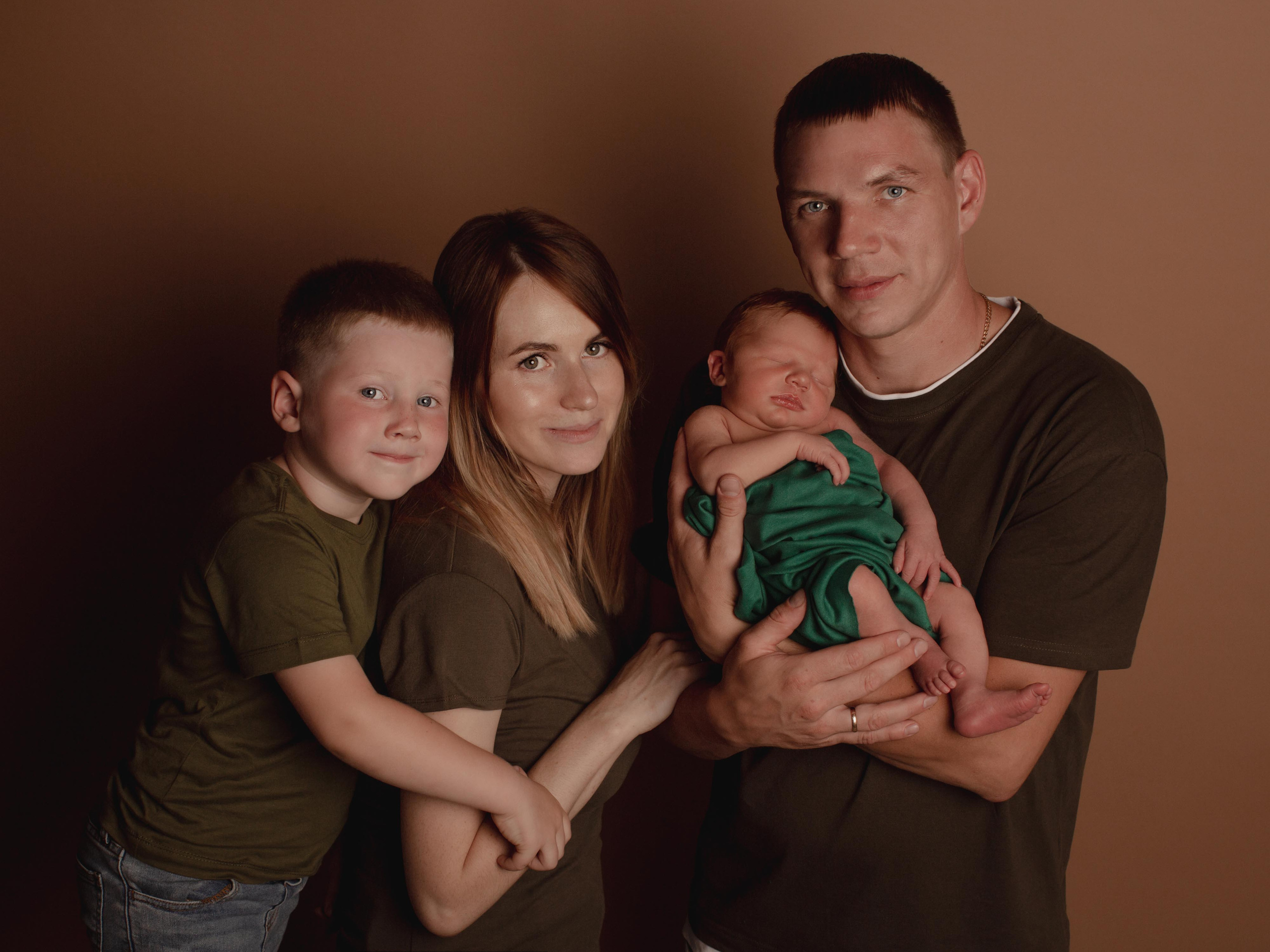 Фотосессия для новорожденного в Екатеринбурге. Фотограф новорожденных Екатеринбург, детский фотограф в Екатеринбурге,