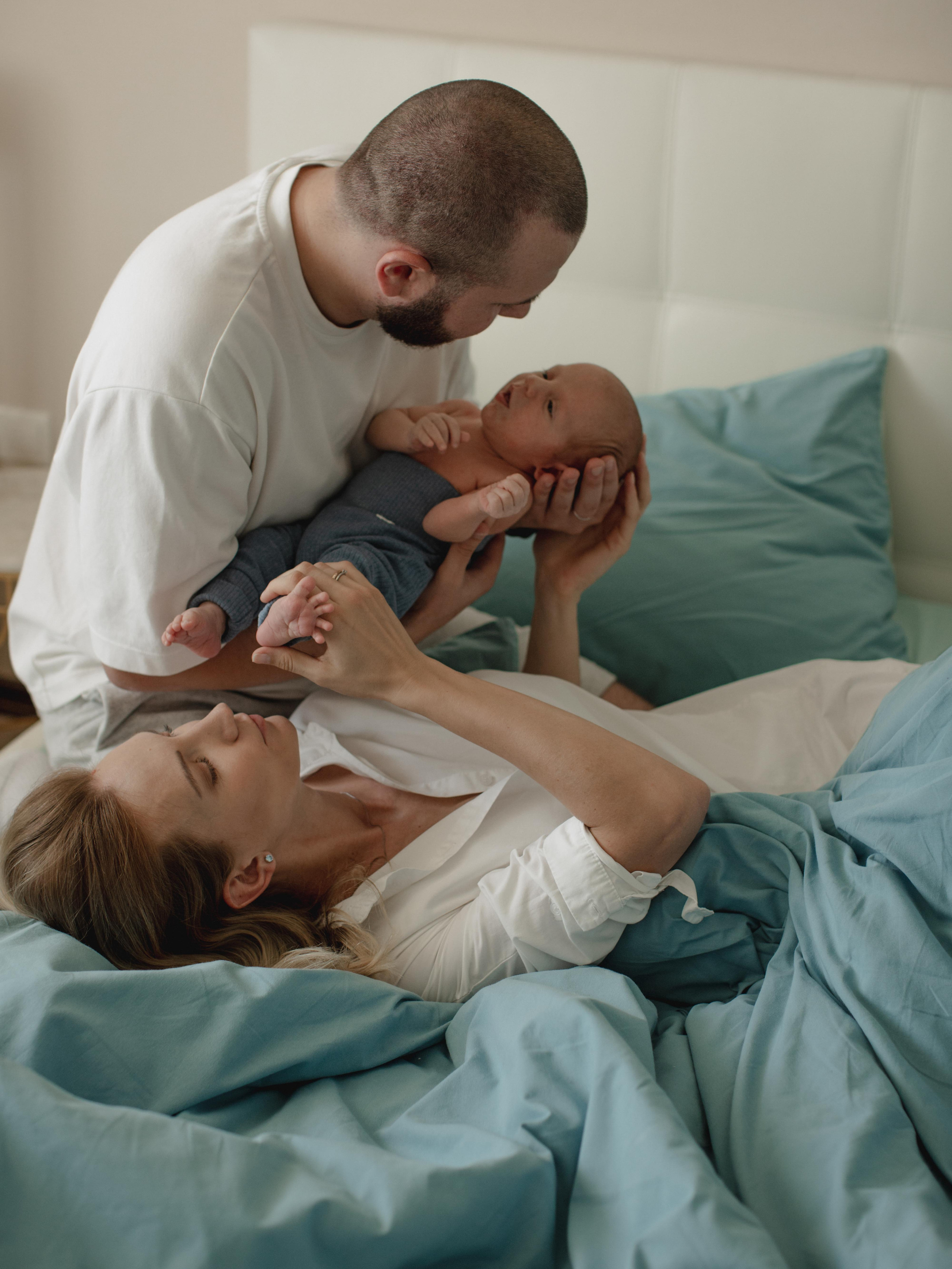 Фотограф для домашней фотосессии. Фотограф новорожденных Екатеринбург, детский фотограф в Екатеринбурге,