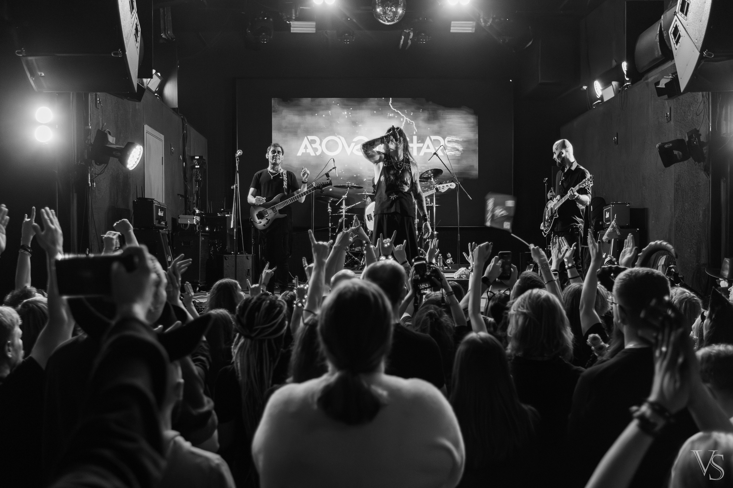 Above the stars. Проклятие Мамбо. Фотограф Виктор Степанов