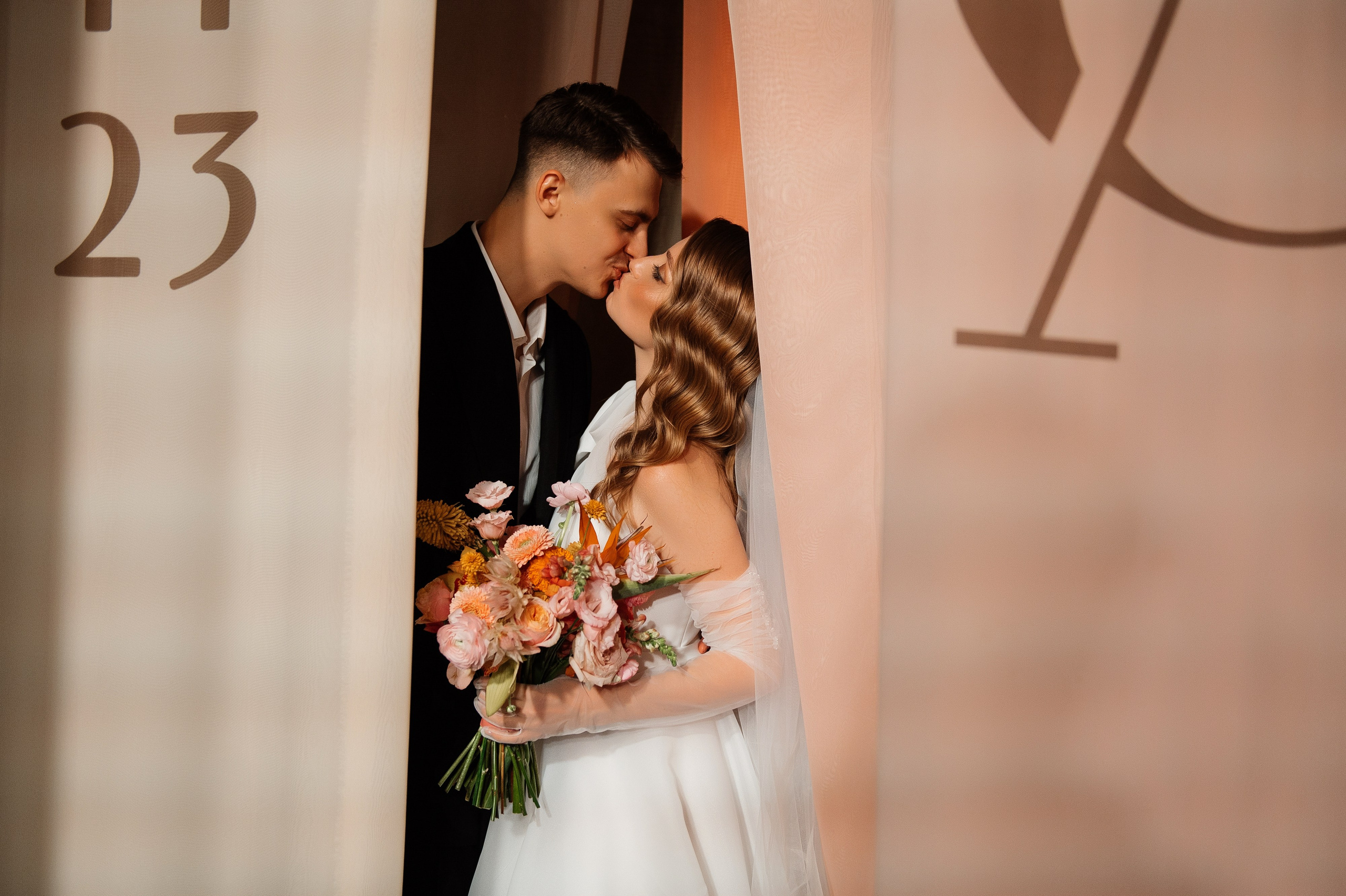 Музыка о любви. Свадебный фотограф Саша Базенко