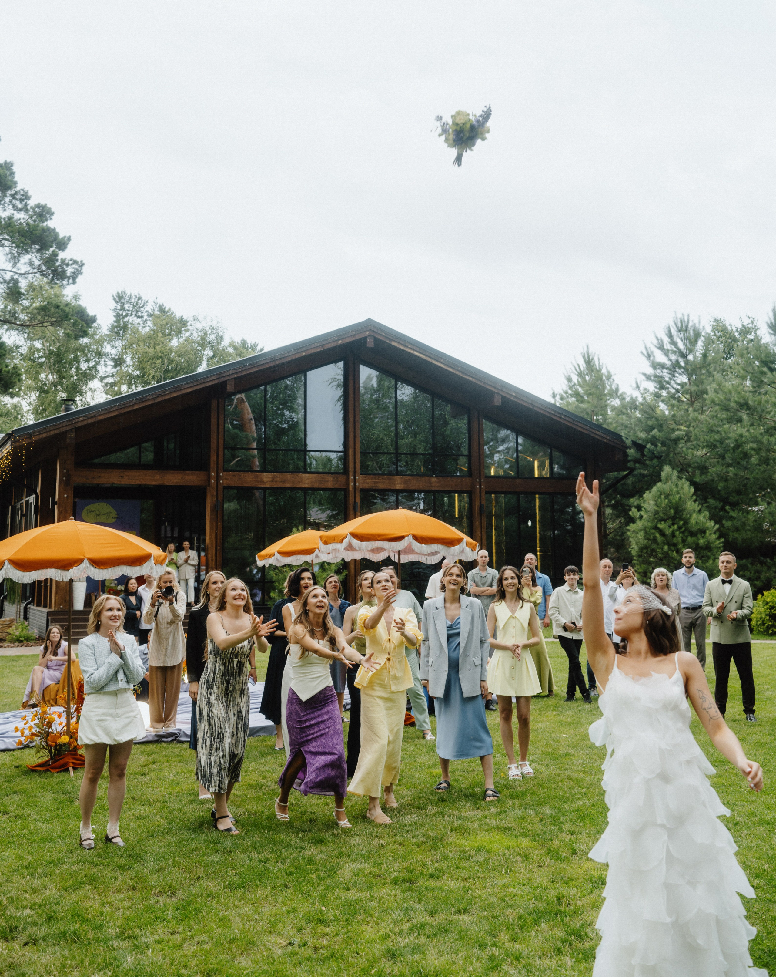 Жара, июнь. Свадебный фотограф Саша Базенко