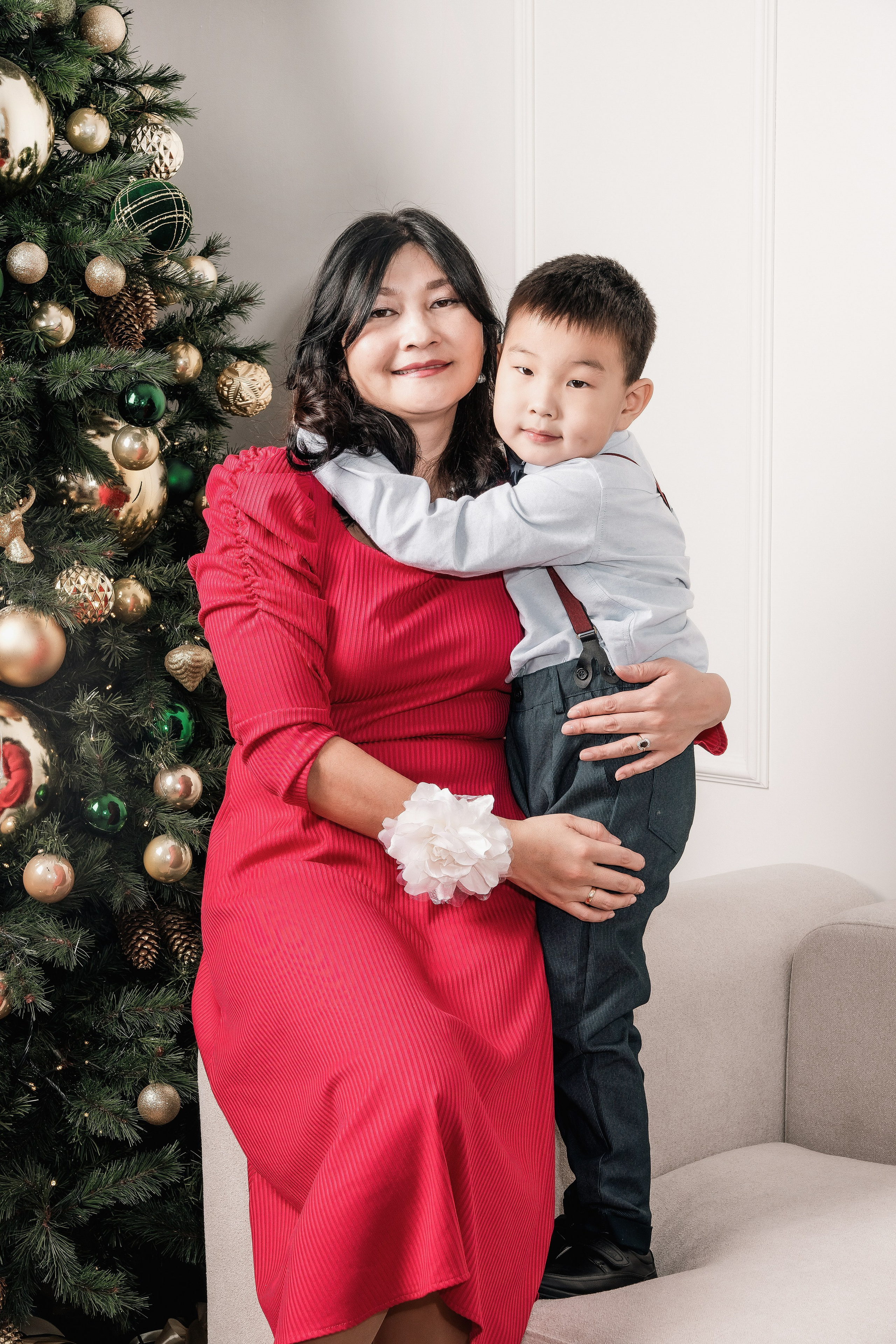 Семейная новогодняя фотосессия «Максимум». Занимаюсь профессиональной фотографией и живу рядом с Байкалом. Работаю в разных жанрах