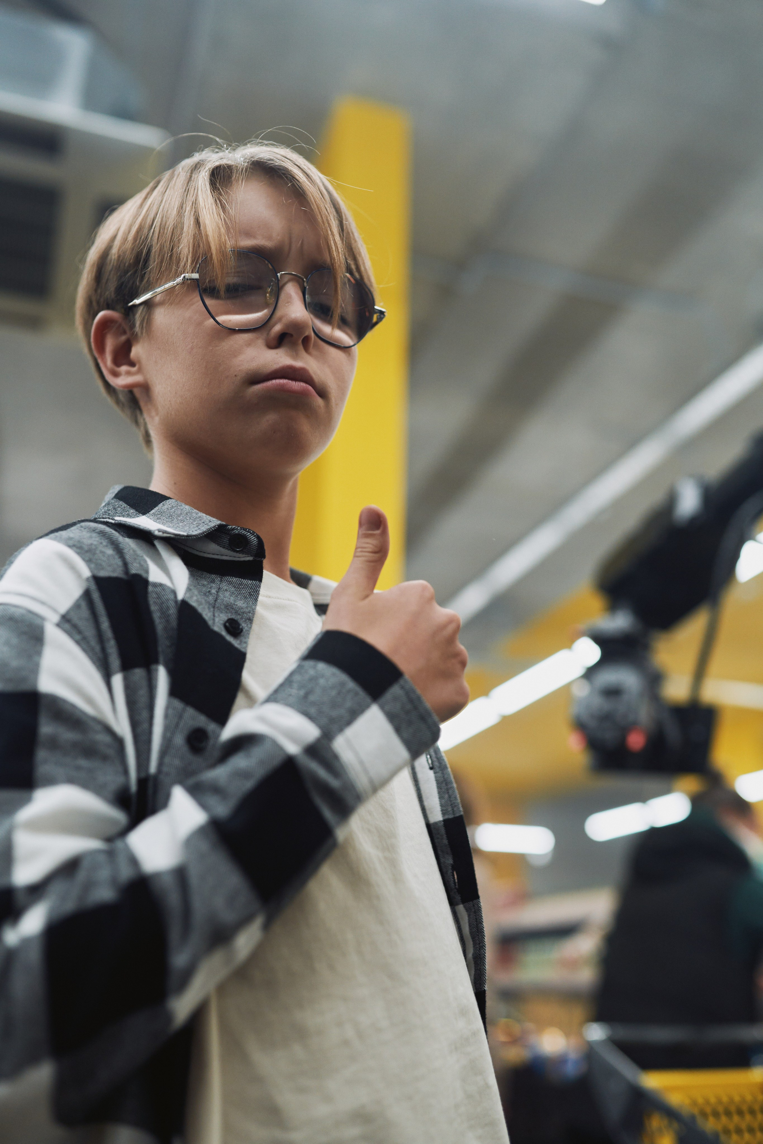 Чижик. Евгений Бреча. Коммерческий и бэкстейдж фотограф в Москве