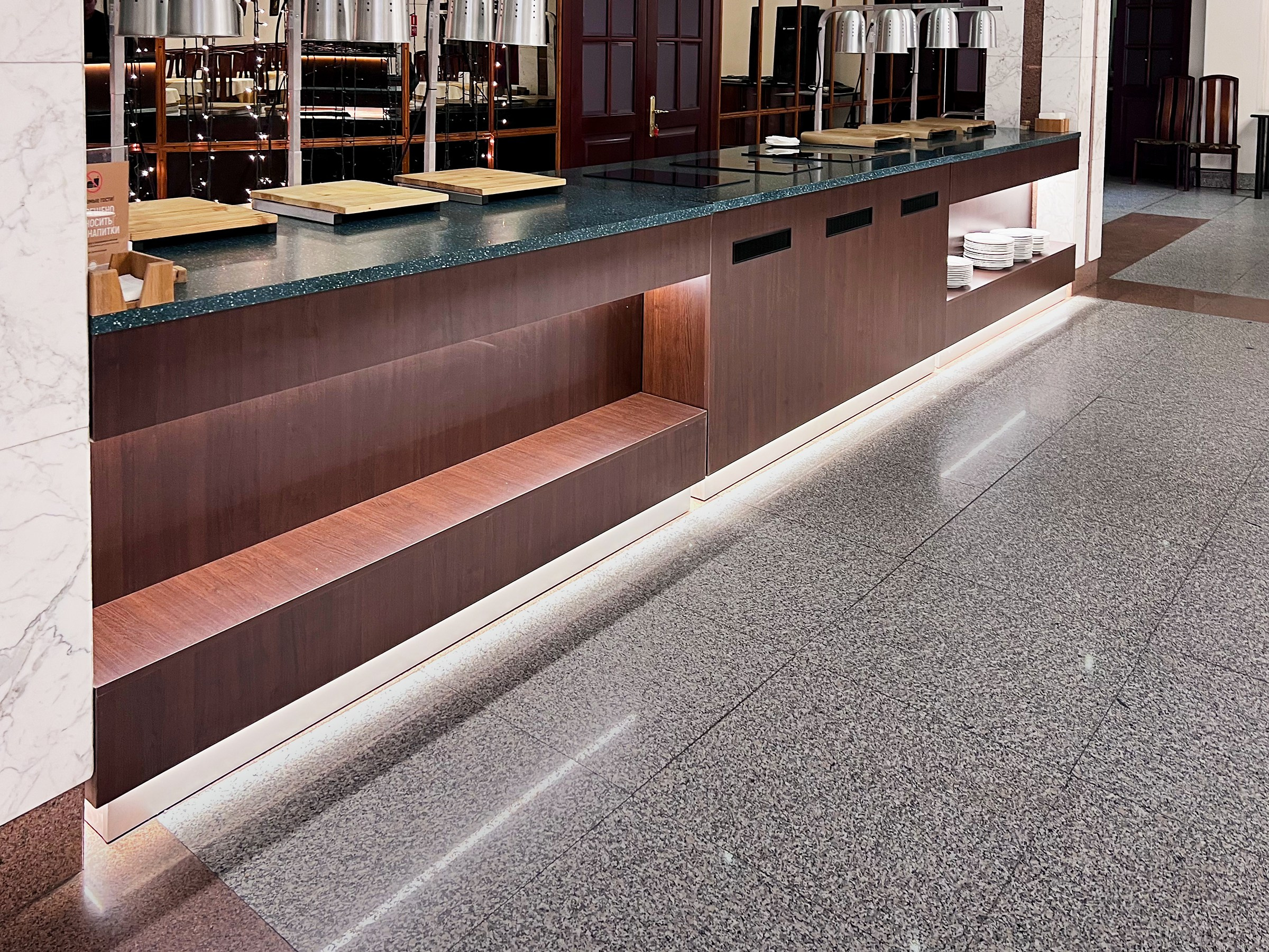 Торговая мебель на заказ