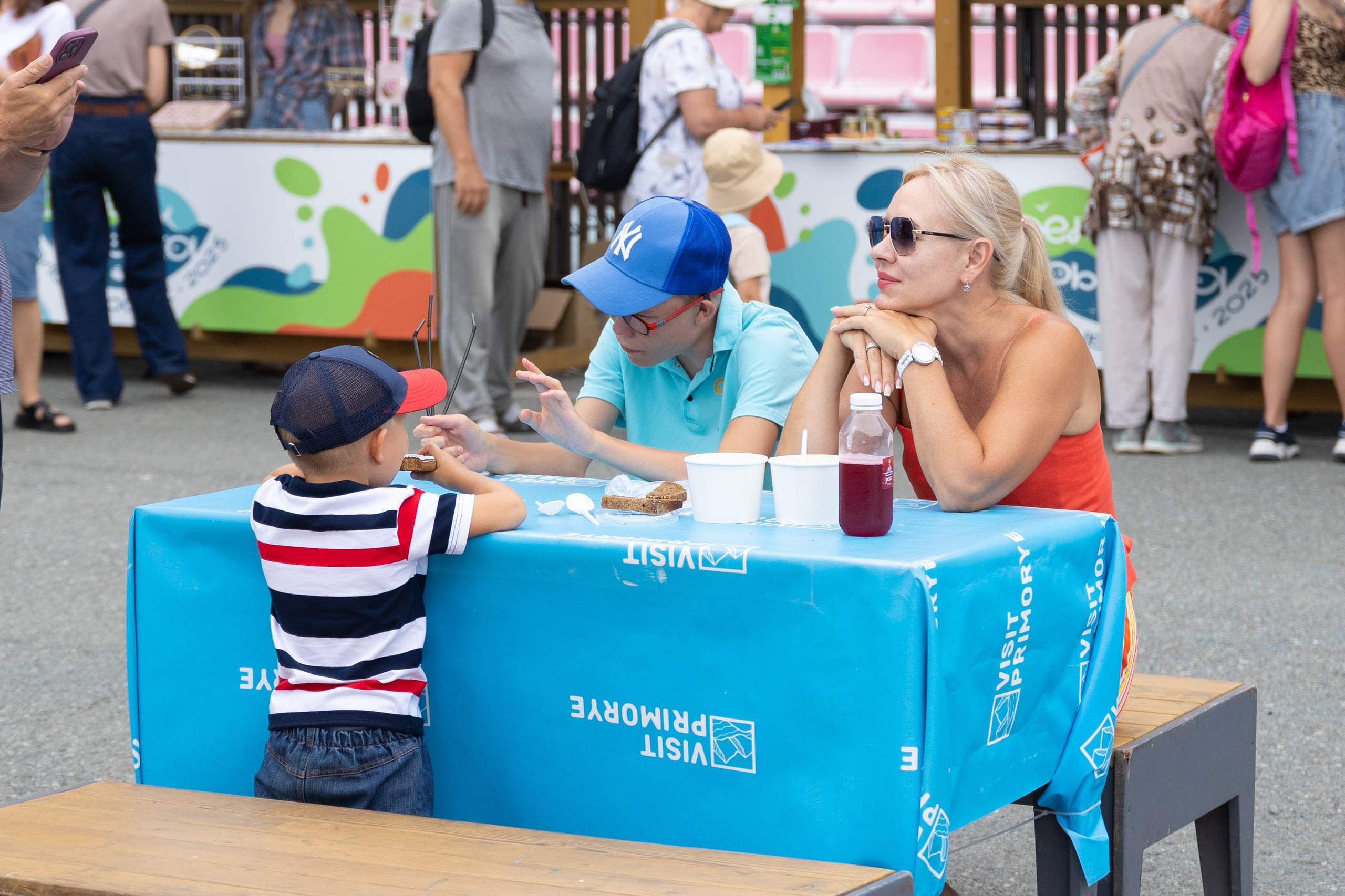 День рыбака. Владивосток 2025. Олег Катакинов| Репортажный фотограф в городе у моря (Владивосток)