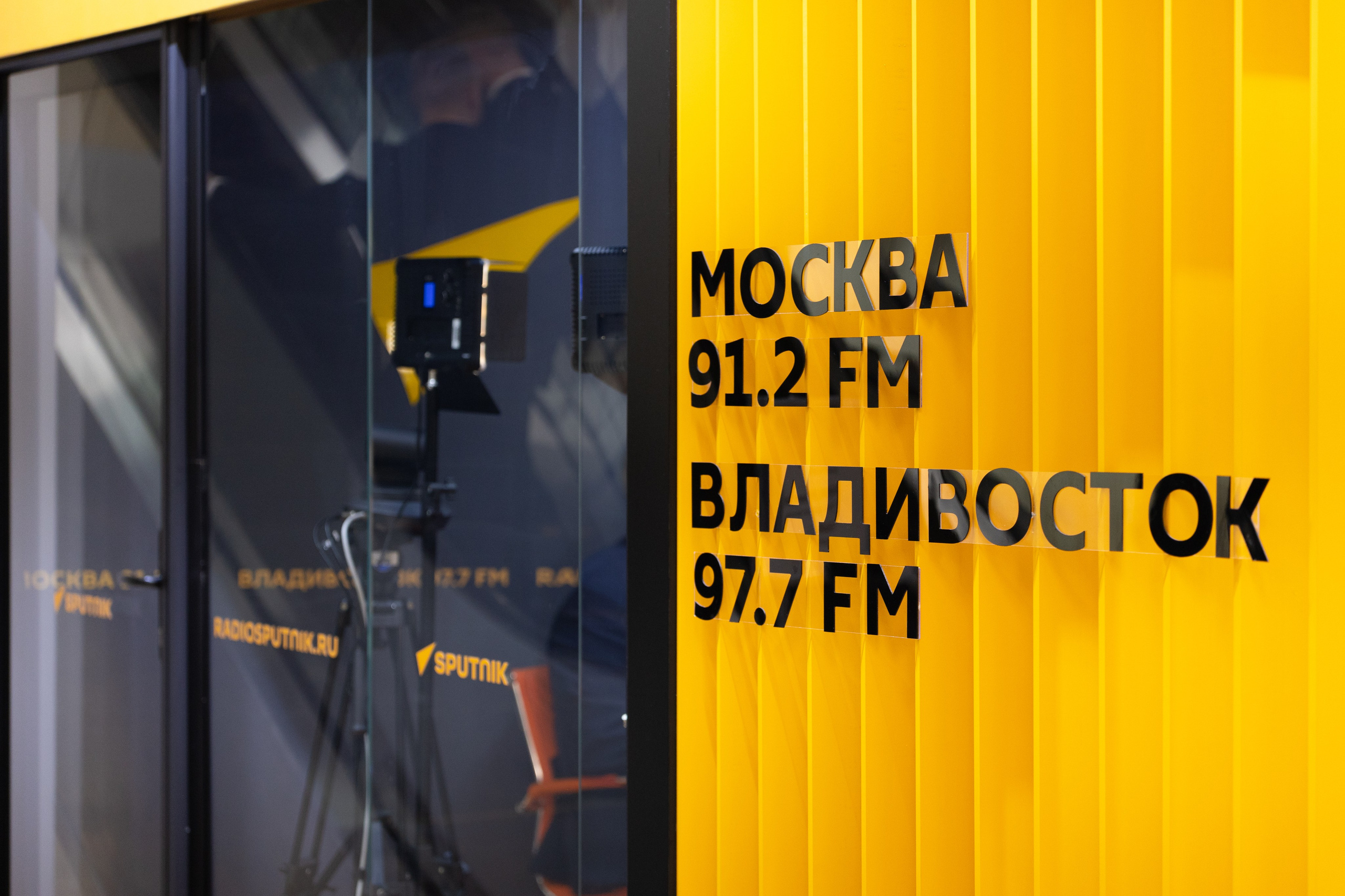 ВЭФ 2025. Олег Катакинов| Репортажный фотограф в городе у моря (Владивосток)