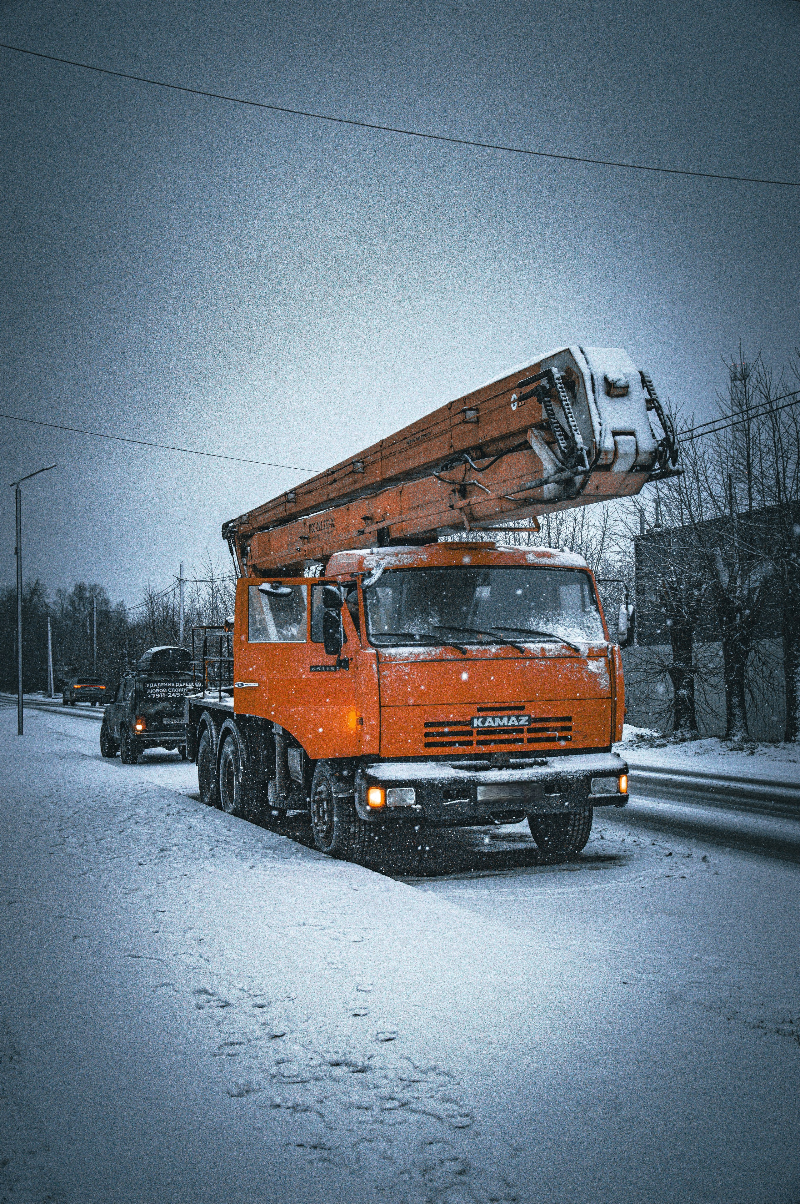 Автовышка 28 метров. Аrbori Culturist