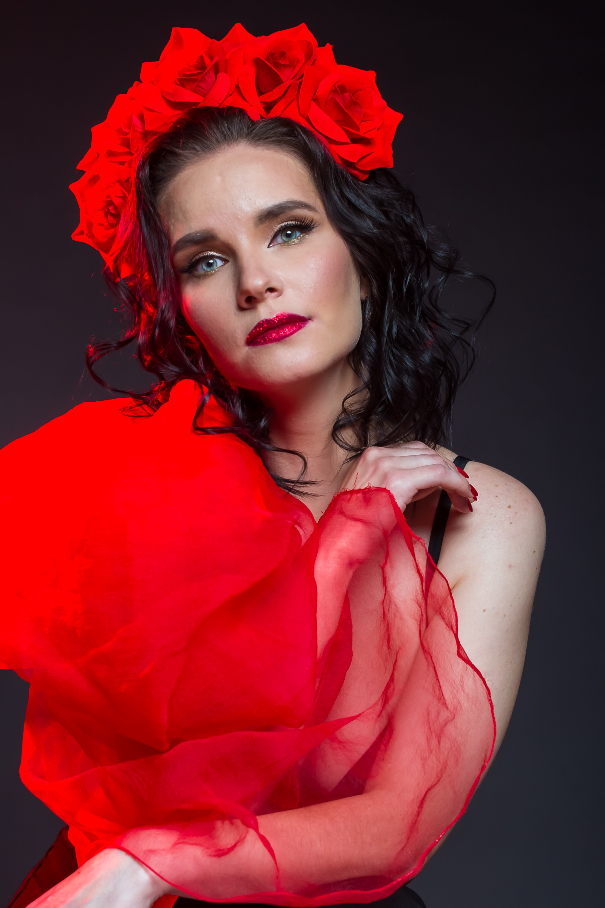 Бьюти съемка Юлии. Фотограф Тула творческие фотосессии недорого Ольга Ромашина