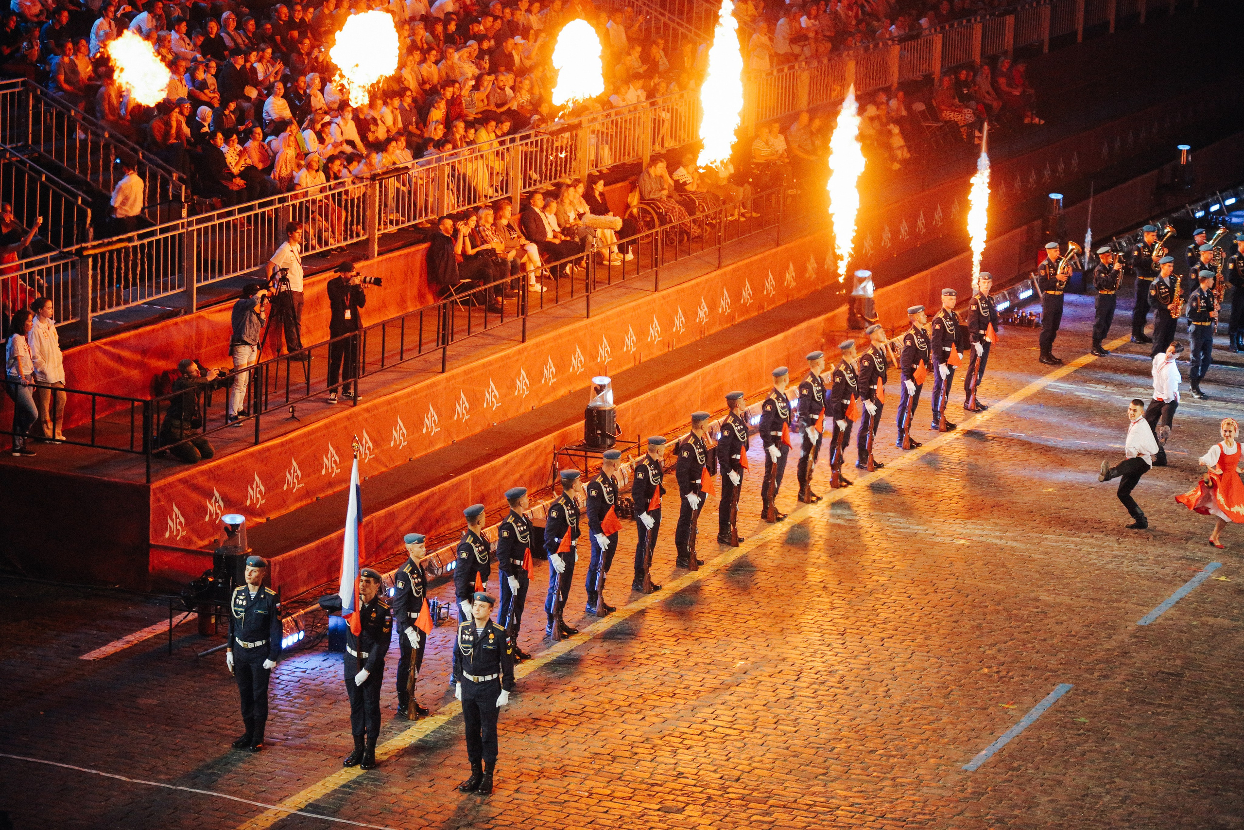 СПАССКАЯ БАШНЯ. Концертный и репортажный фотограф в Москве и Санкт-Петербурге Мария