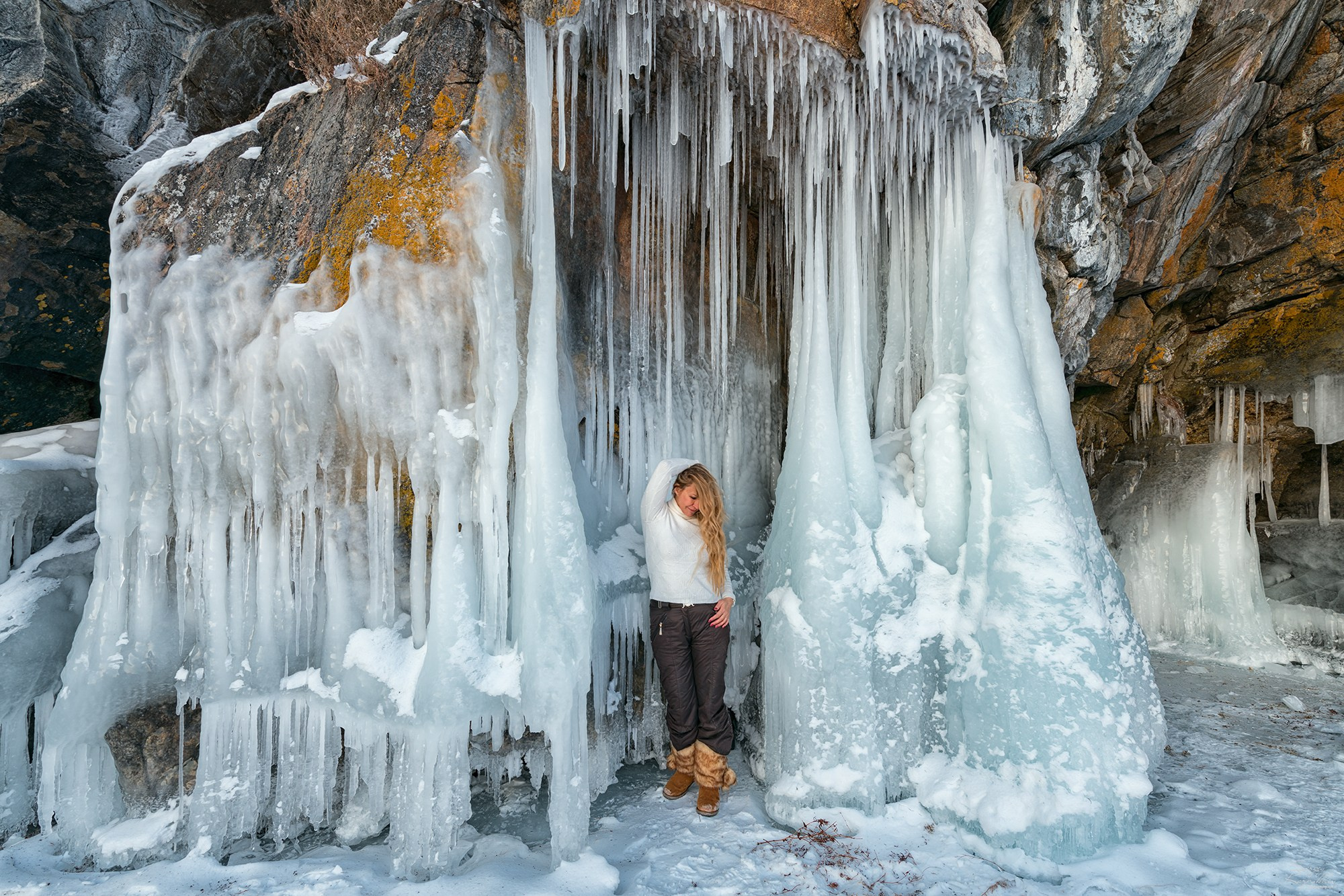 Малое море. Окрестности острова Ольхон. 082-0153