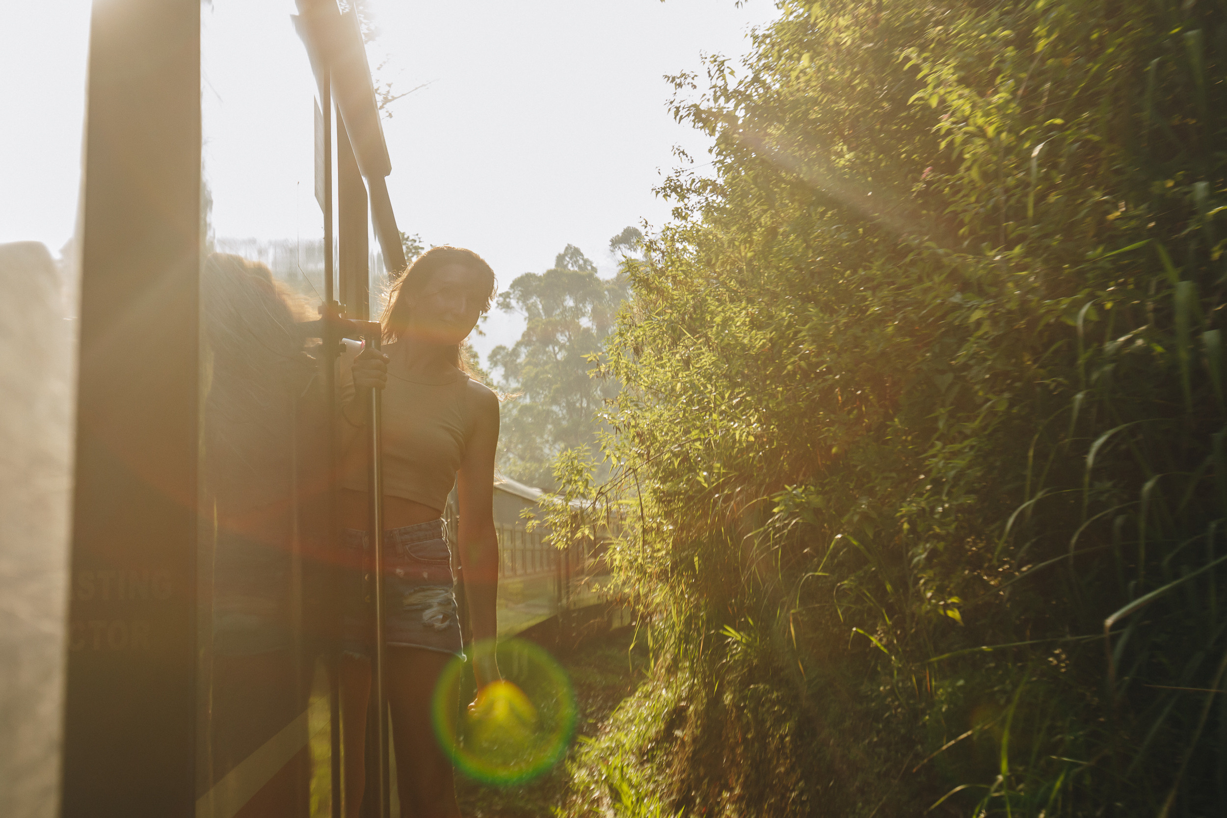 Юля. Поезд Элла — Канди (Шри-Ланка). Фотограф Марина Каныгина (Федосеева)