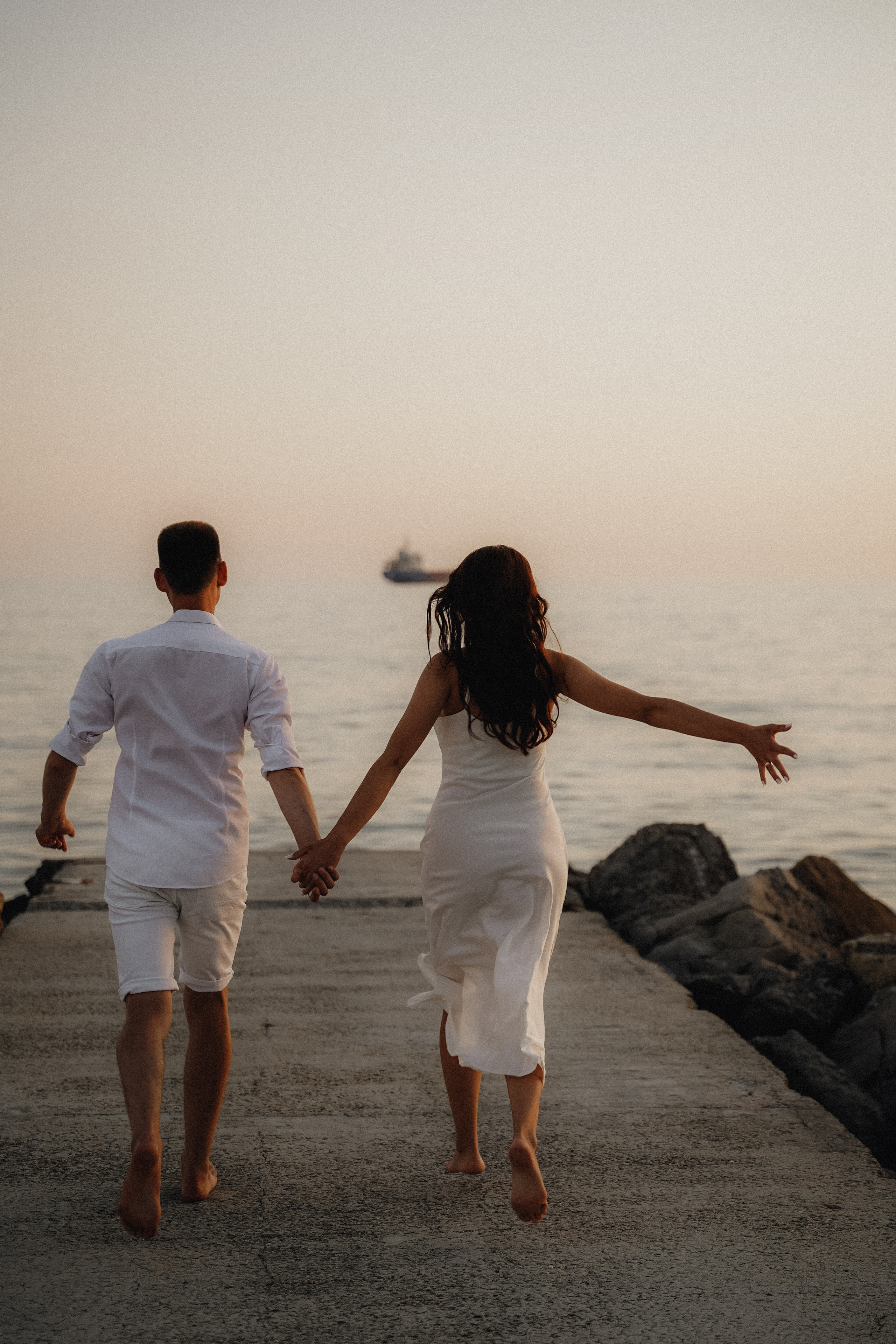 Свадьба в Геленджике в старом парке. VISUAL ARTIST · KRONGAUZ ANASTASIA