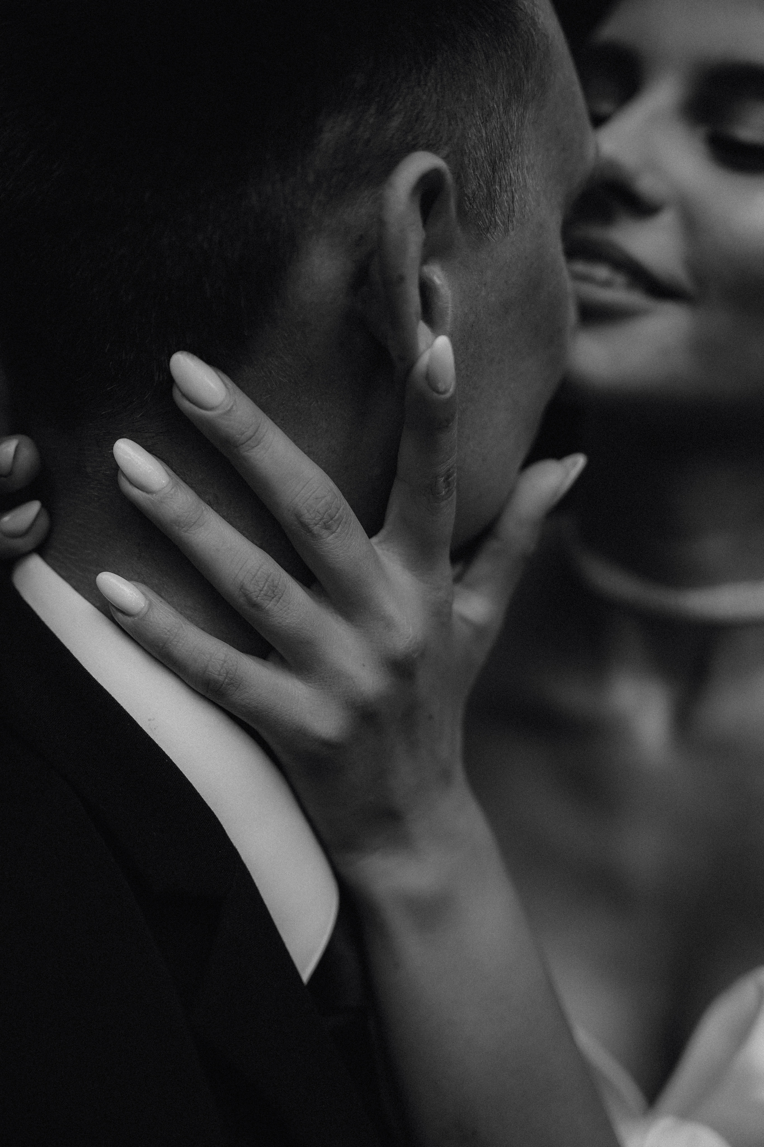 Свадьба в Геленджике в старом парке. VISUAL ARTIST · KRONGAUZ ANASTASIA