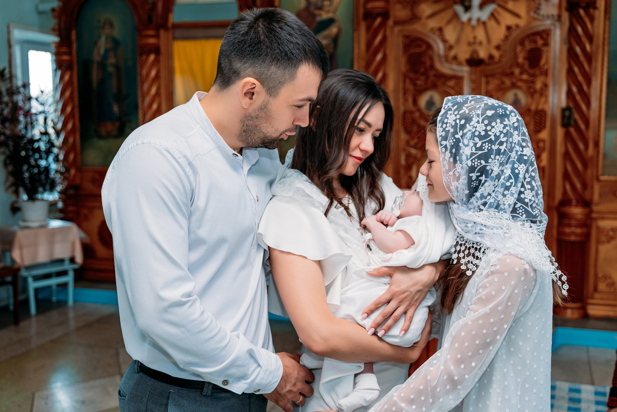 Таинство Крещения. Фотограф Алёна Царькова. Киселевск