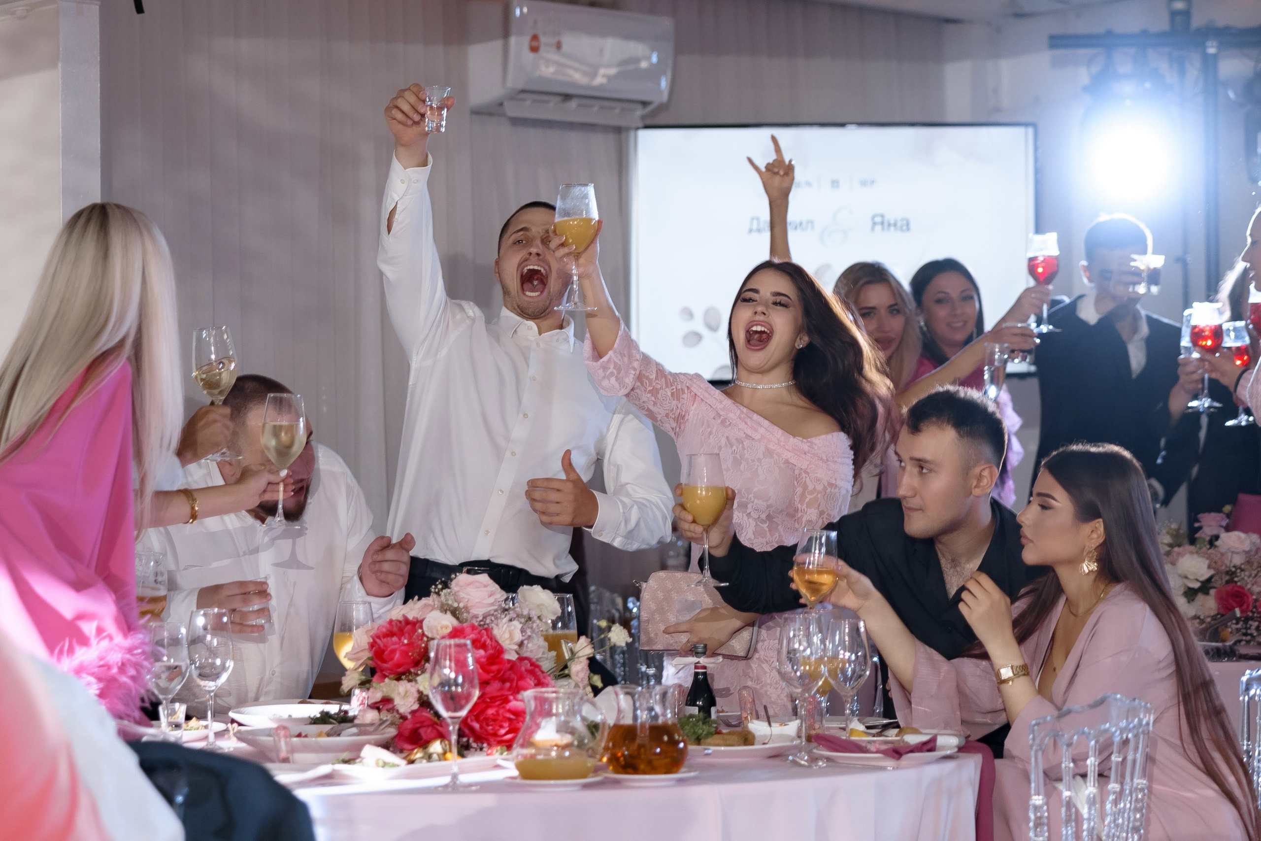 Даниил и Яна. Свадебный фотограф и видеограф Юрий и Эля Дубинины