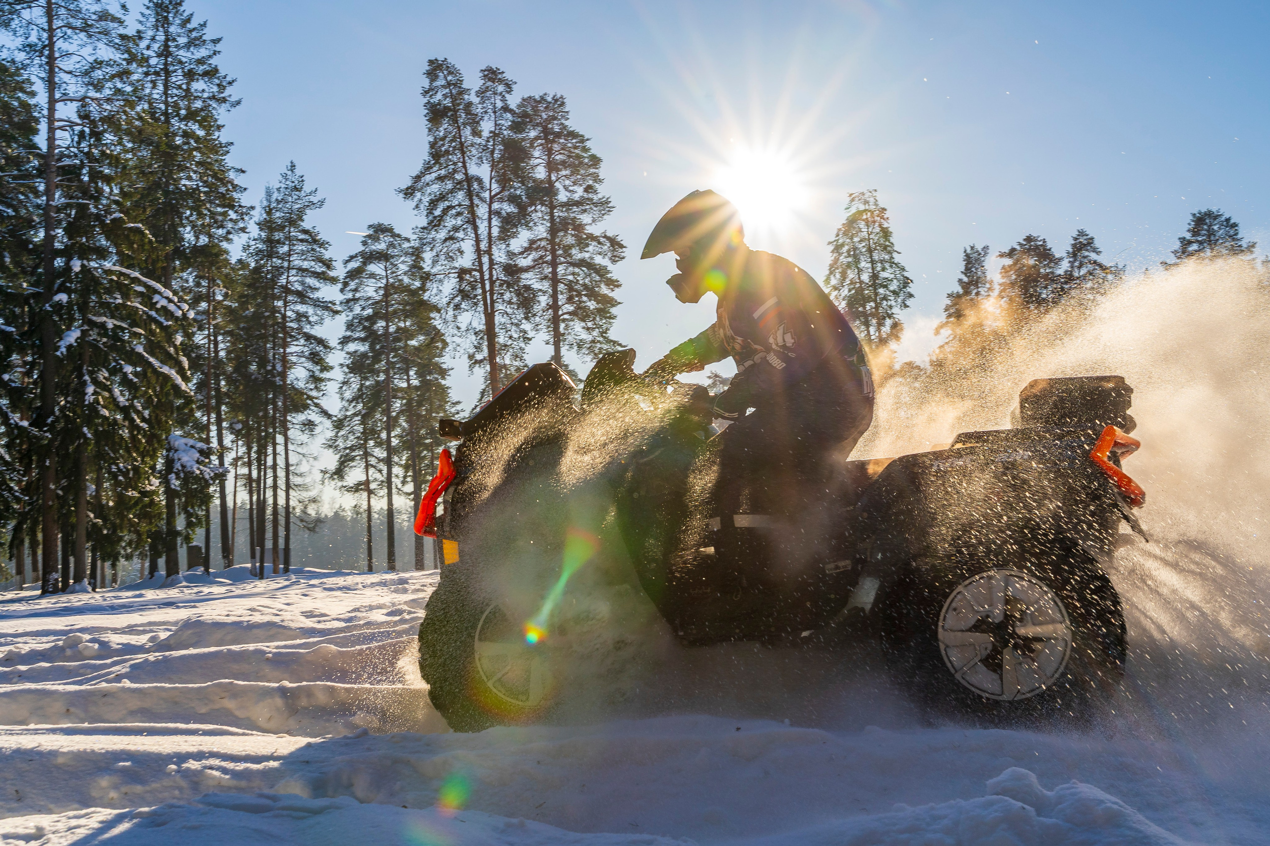 Кудрово ATV. Графический дизайнер Илья Левченко
