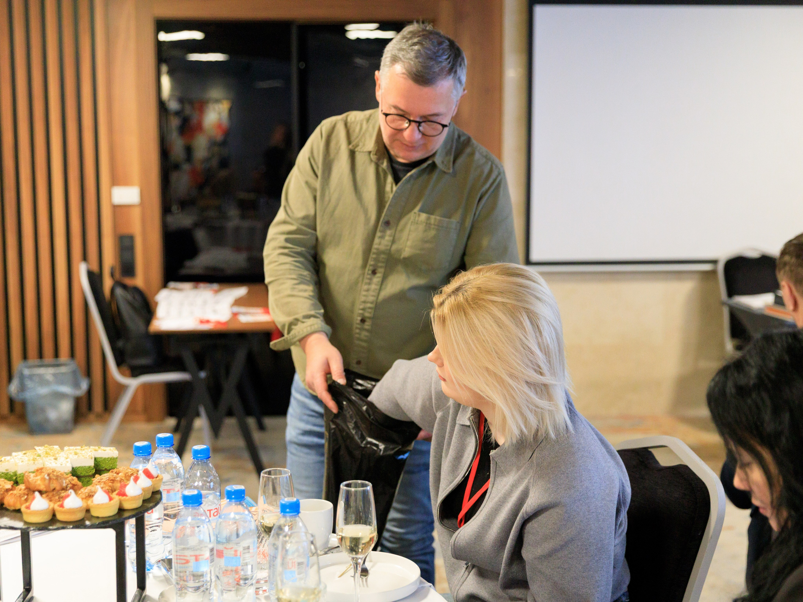 Встреча отельеров. DoubleTree by Hilton. Репортажный фотограф в Новосибирске Алена Помазунова