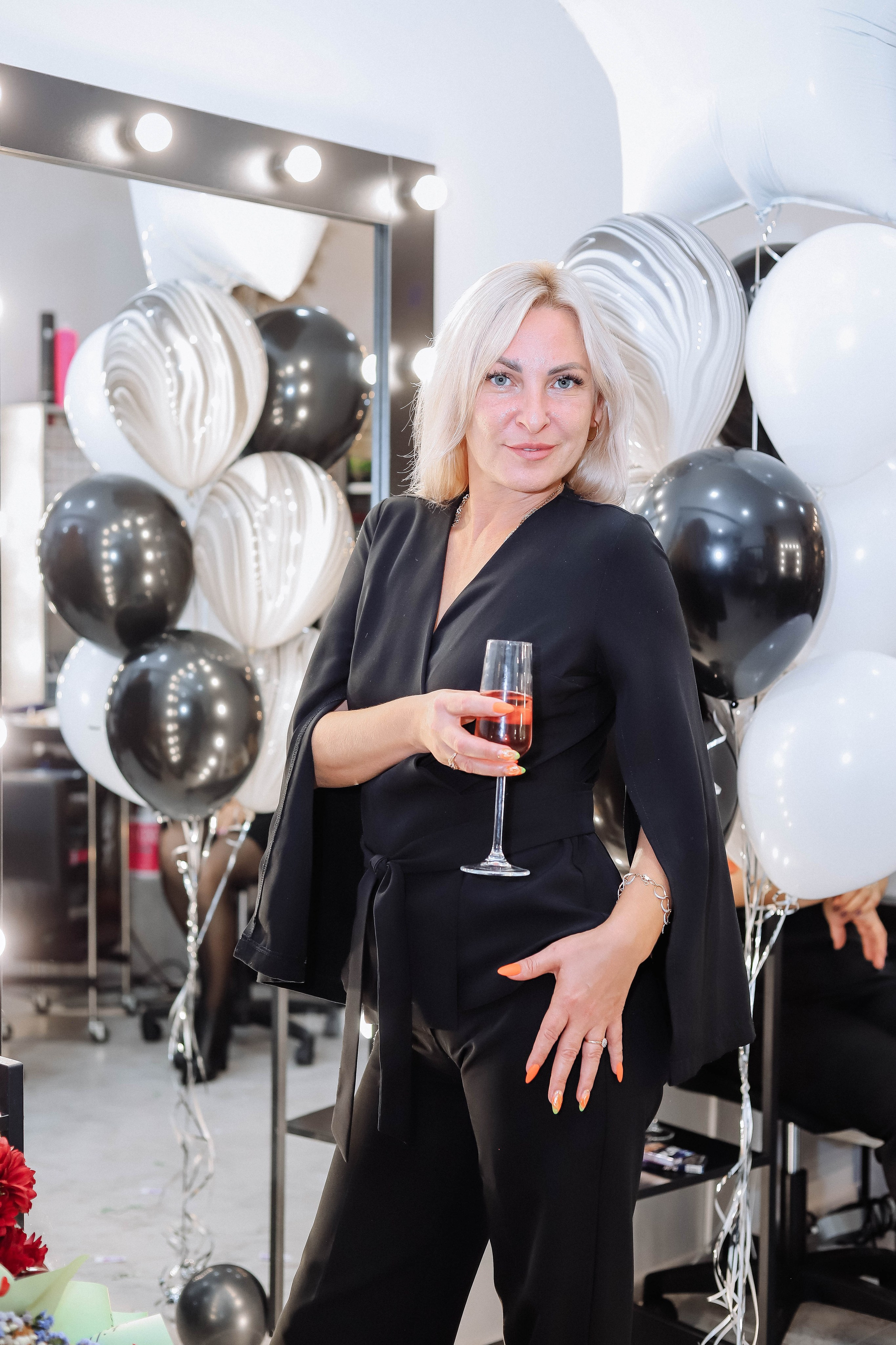 Открытие салона Black&White. Женский/Детский фотограф в Симферополе Вероника Слепогина