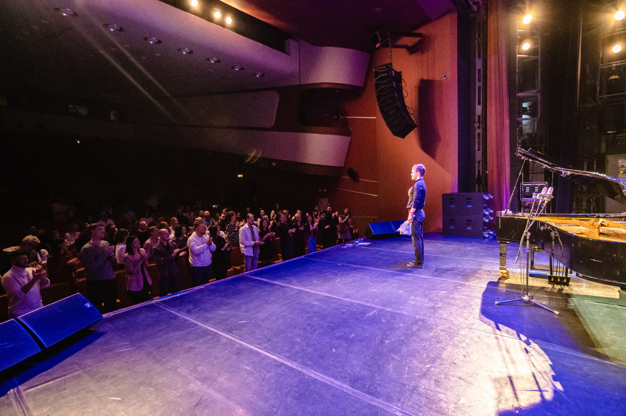 Денис Стельмах Denis Stelmakh Презентация альбома Mayday. Репортажный и концертный фотограф Алексей Патентный в Екатеринбурге