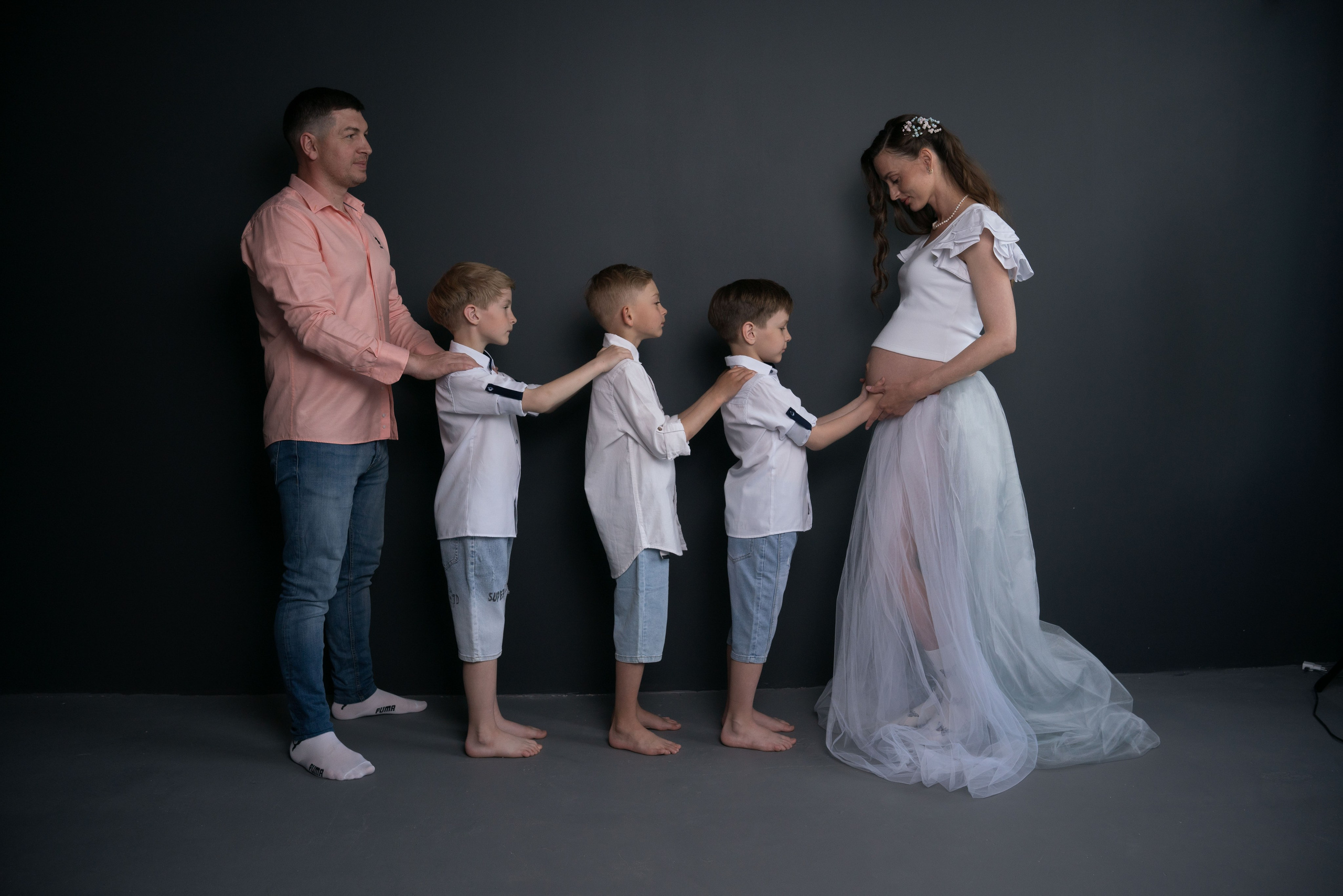 Елена в студии. Семейный фотограф в Омске Александра Яровикова