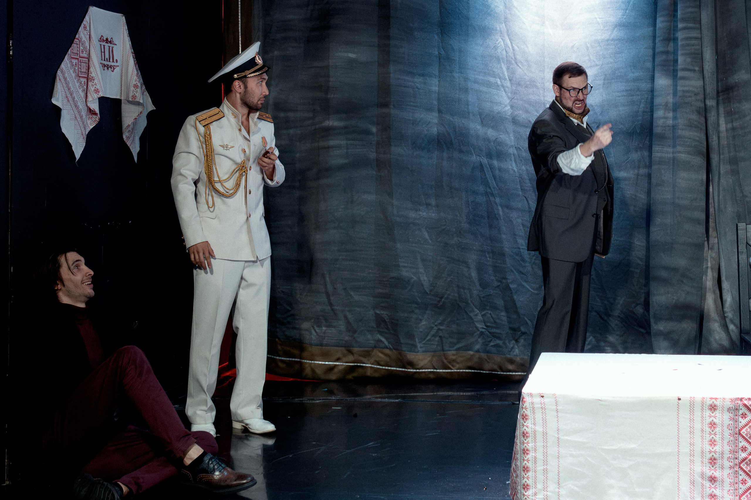 Спектакль «Женитьба». Репортажный и портретный фотограф Андрей Гаровский