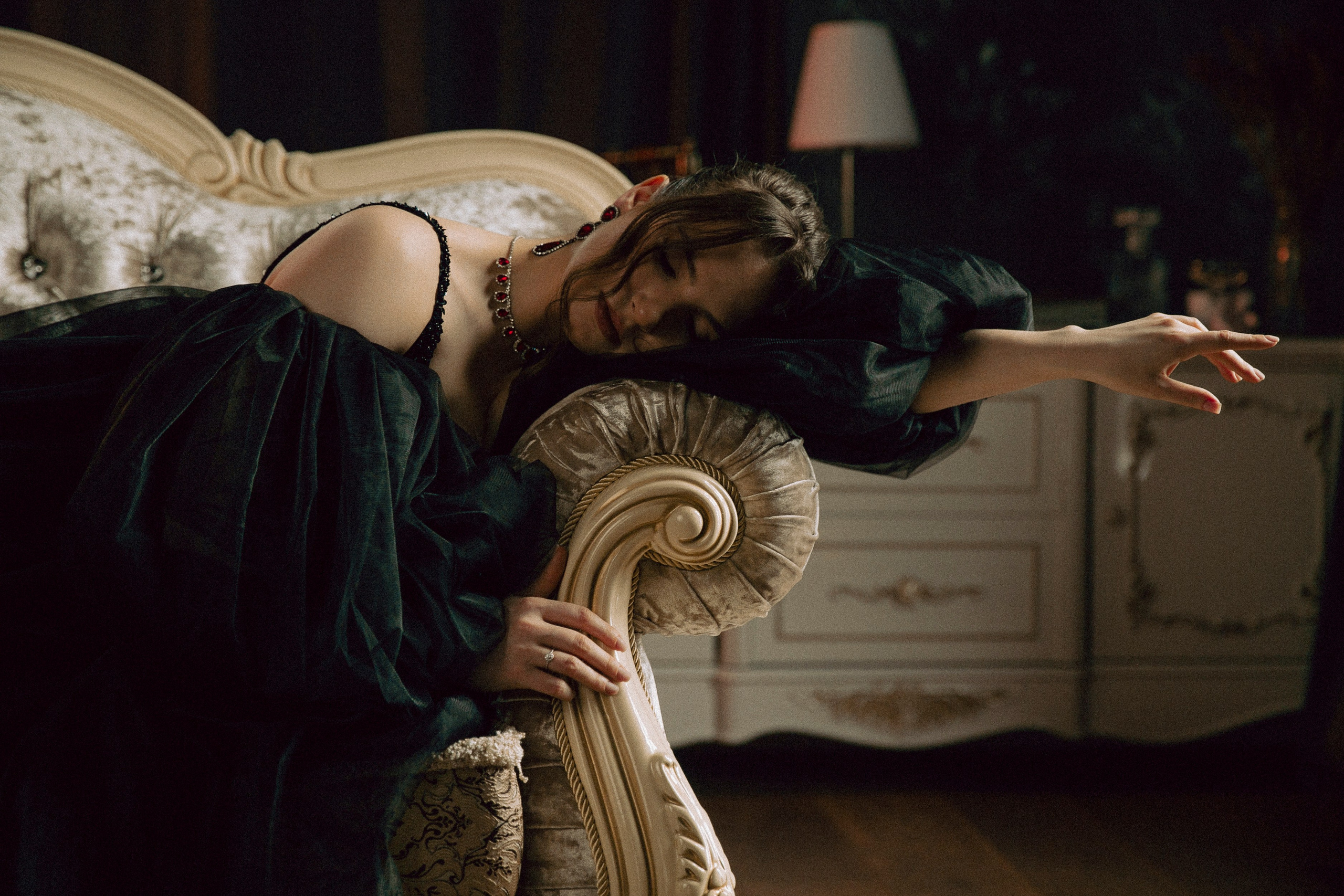 Михаил и Александра. Евгения Мусатова — женский фотограф. Работаю в республике Удмуртия. Выезжаю на съемки в другие города