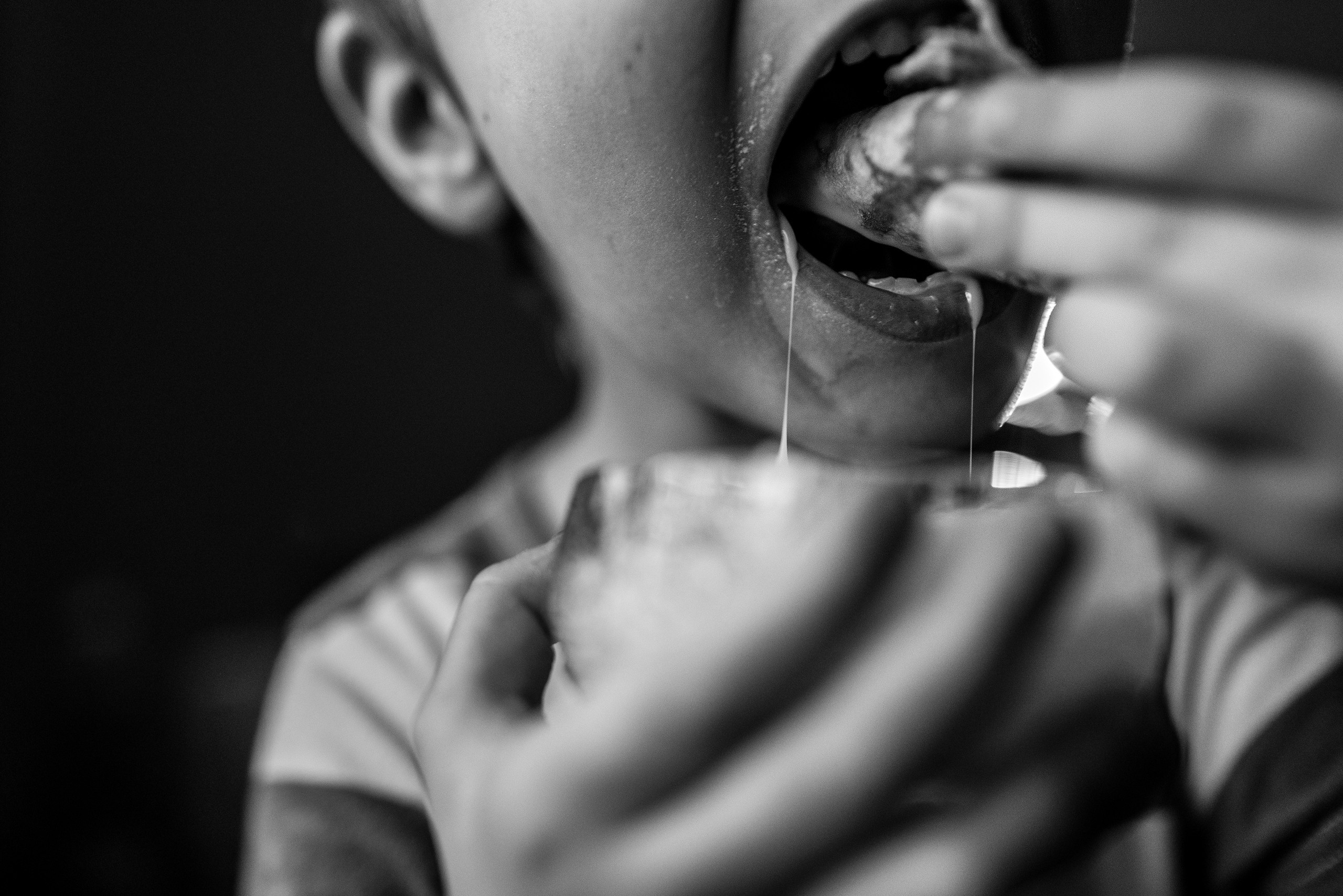 Здравствуйте! Я свадебный фотограф из Ульяновска, работаю в том числе по всей России и с выездом за границу. Снимаю свадьбы, lovestory, корпоративы, светский репортаж. Провожу обучение по фотографии, мастер-классы и воркшопы для других фотографов.