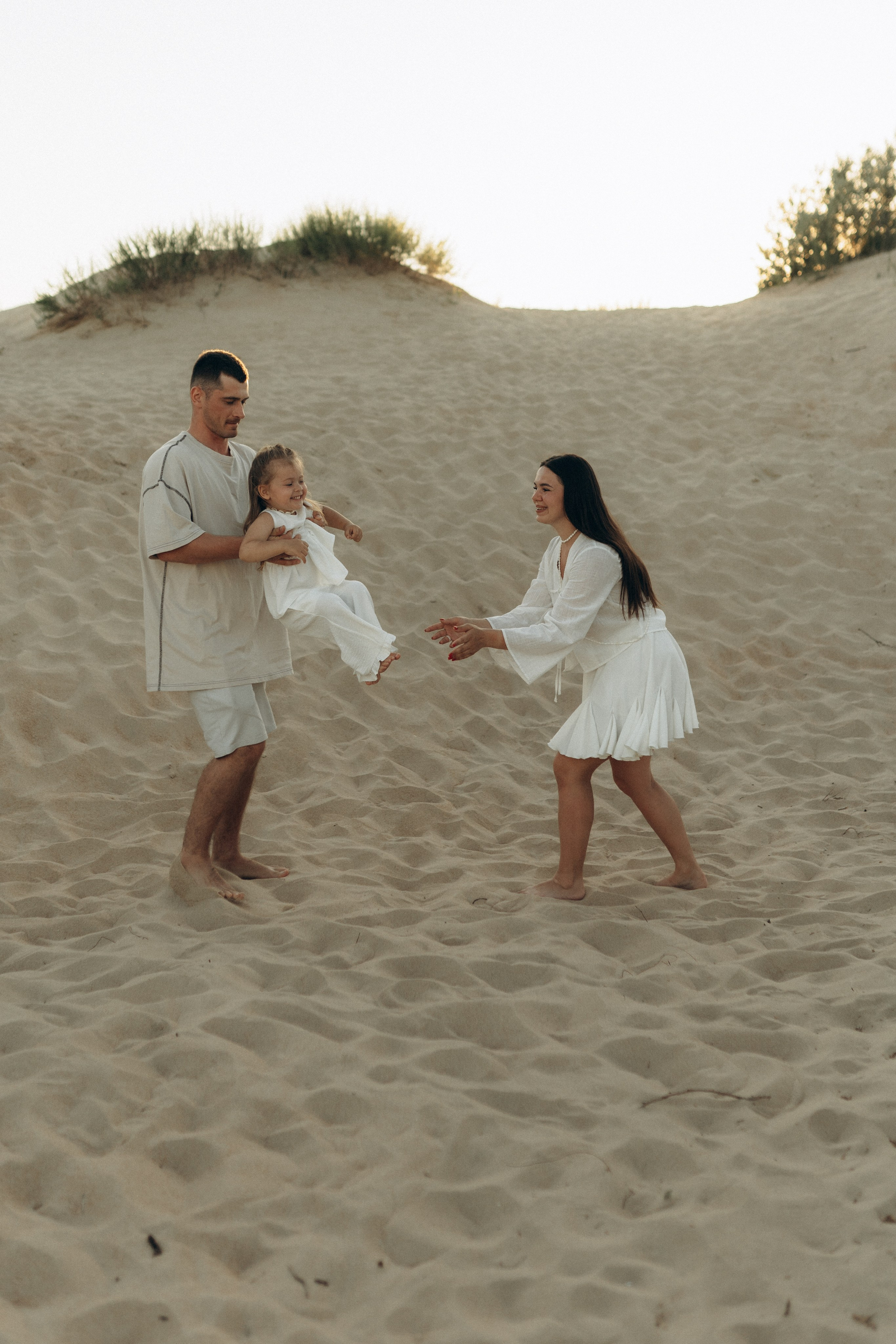 Приключения Аделины на море. Семейный lifestyle фотограф в Москве Рената Рафикова