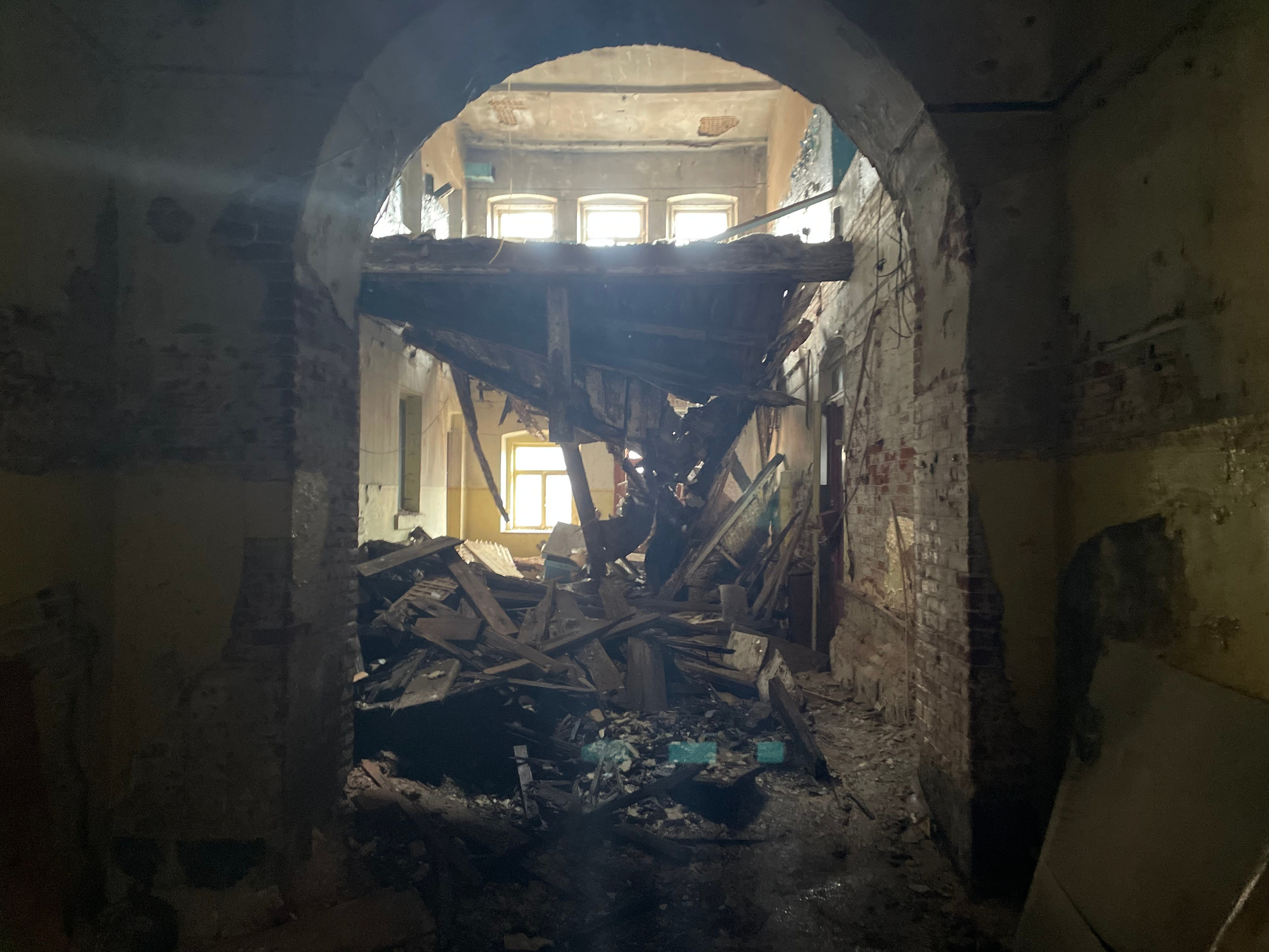 40 016 Арка внутри здания. ВИЗУАЛЬНЫЕ И ЗВУКОВЫЕ РЕШЕНИЯ ДЛЯ БИЗНЕСА И СЪЁМОК ТЕЛЕТЕЛА