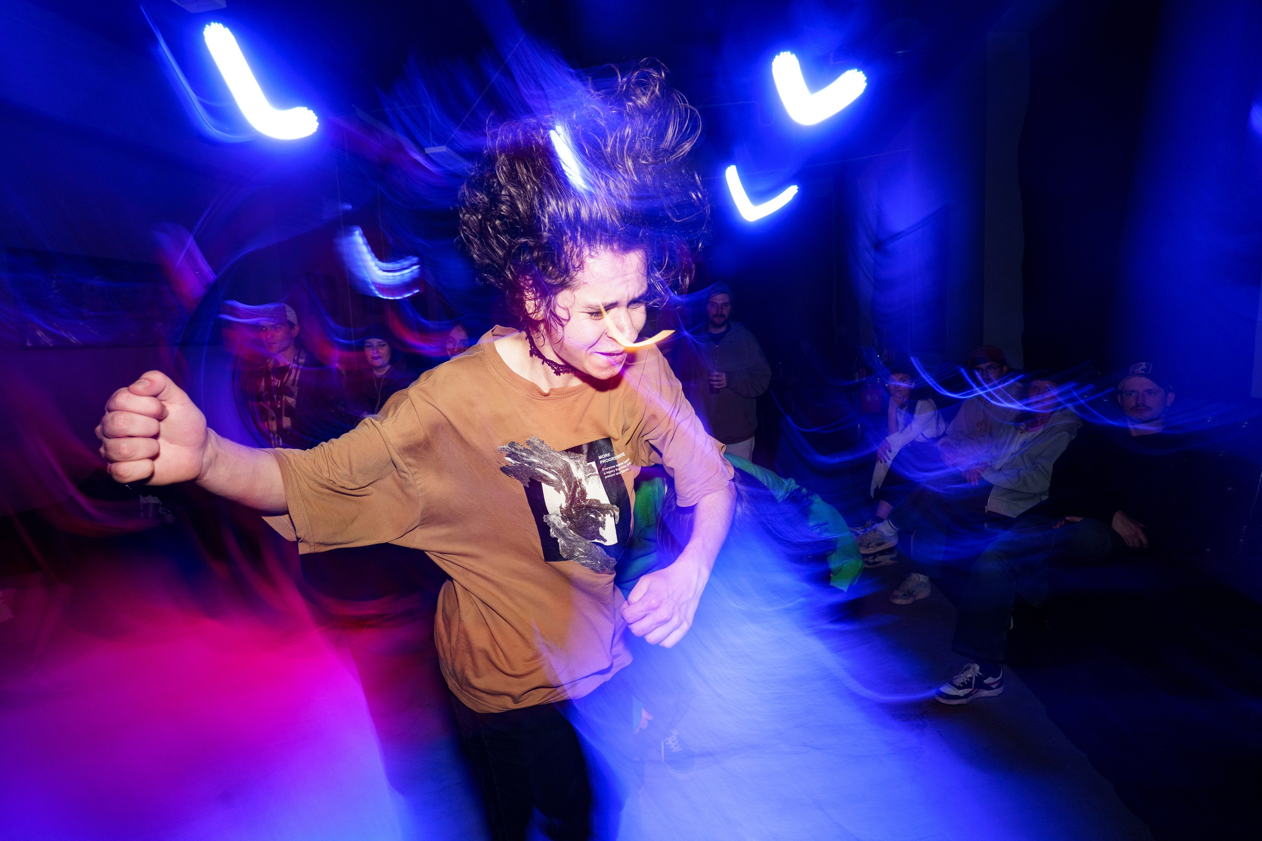 Falltime Gig. Концертный и репортажный фотограф в Санкт-Петербурге Слава Пахомов