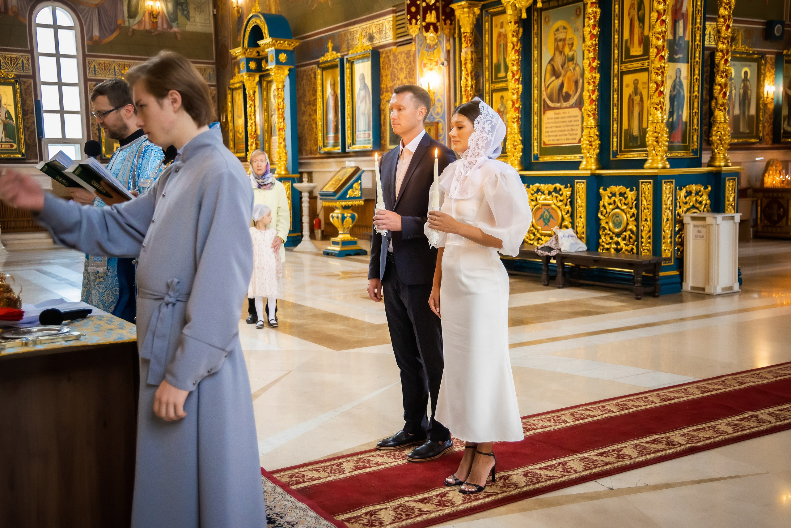 В Храме. Семейный и Свадебный фотограф в Астане Александр Астапов