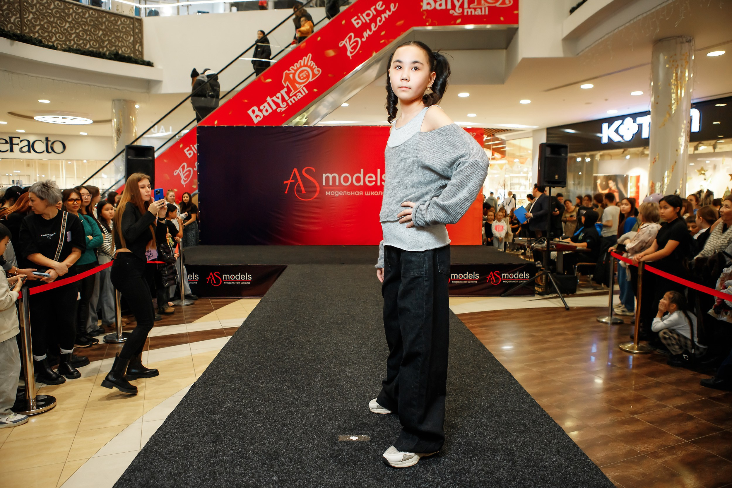 Fashion Show модельной школы AS Models. Кипятком Павлодар
