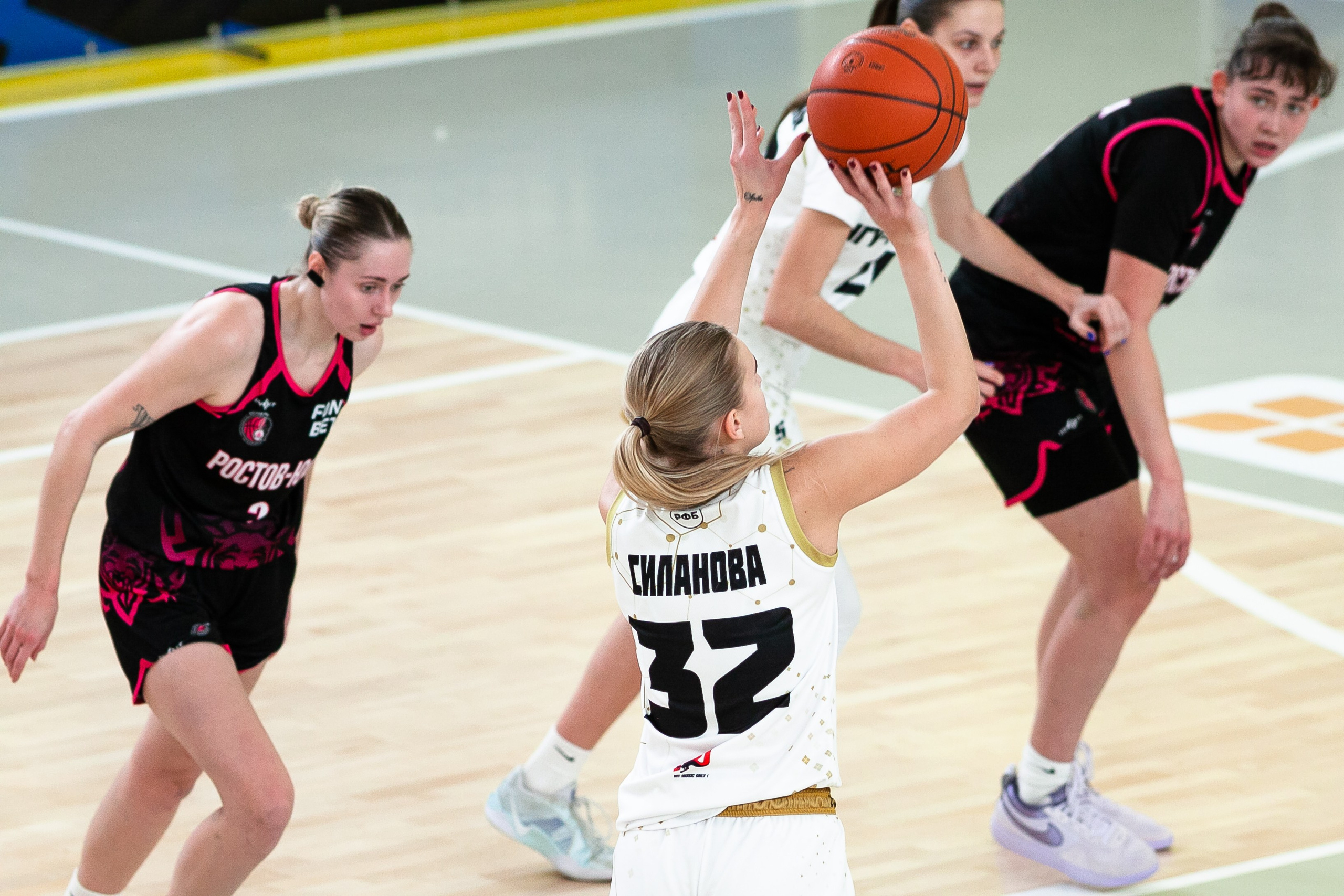 Патшалах университечэ. Фотография