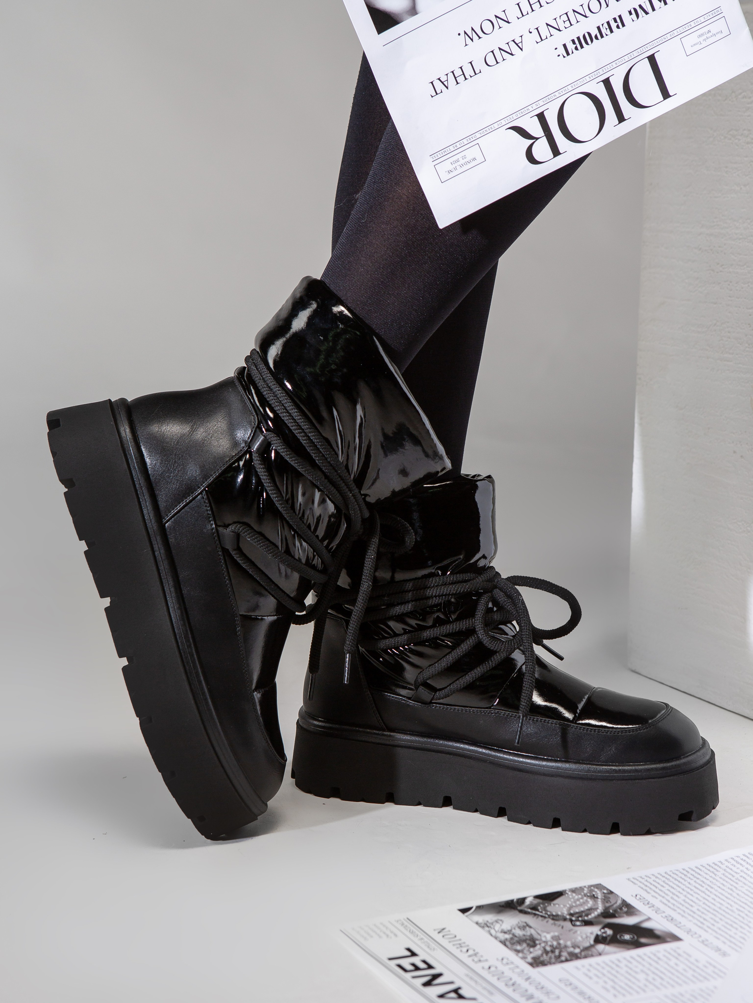 Обувь. Фотограф Мария Кольцова