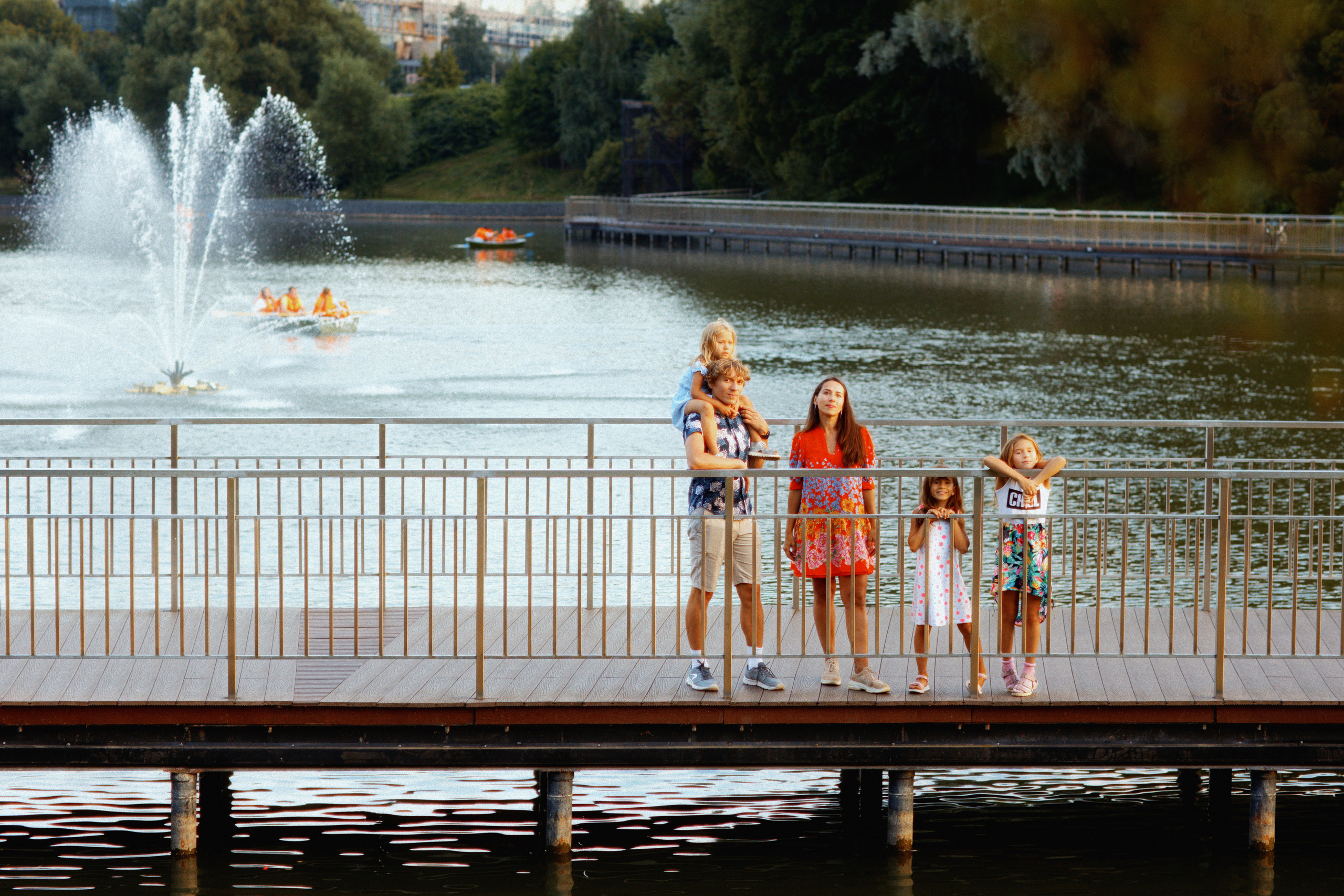 Фотопрогулка с дружной семьёй. Зеленоград. Свадебный фотограф в Москве Никифоров-Гордеев Константин