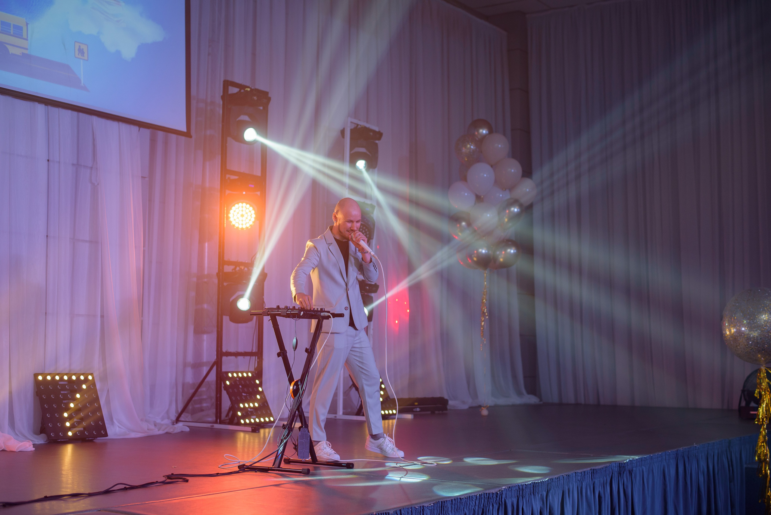 Выпускной 9-11классы. Выпускные книги Анапа Новороссийск Краснодар