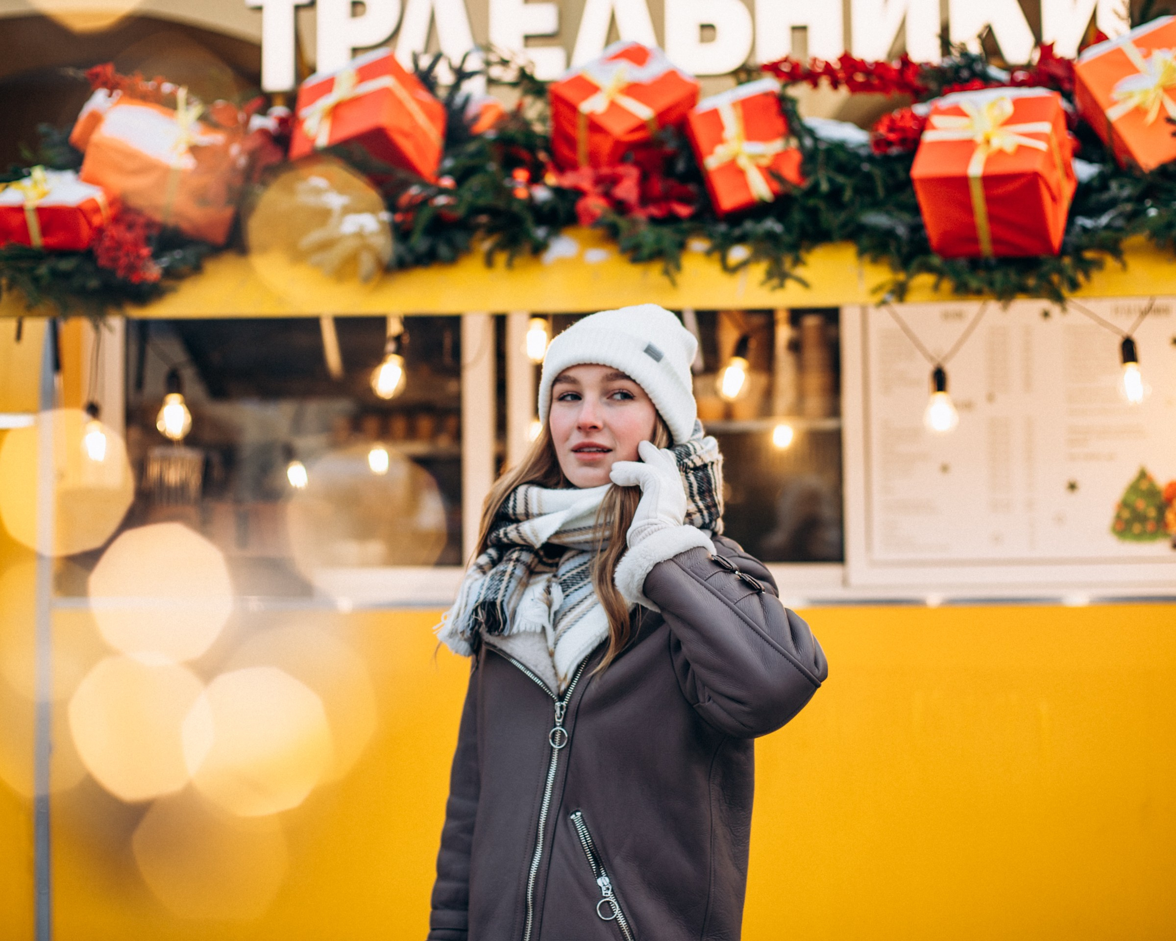 Александра в декабре. Фотопрогулка в Петербурге. Индивидуальный и семейный фотограф в Санкт-Петербурге