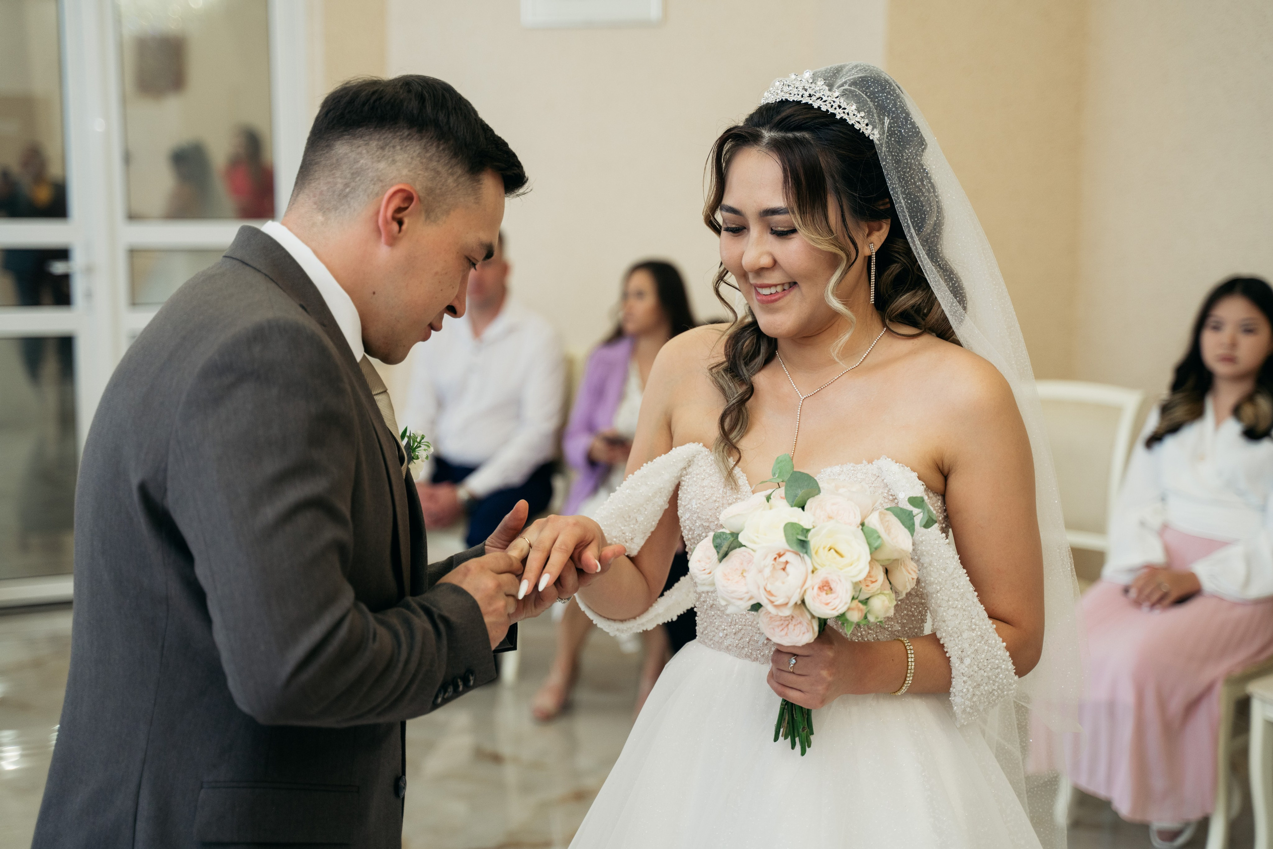 Ильнур и Динара. Свадебный день. Отбор. Кафе Ля делис. Семейный и свадебный фотограф Молодзяновская Елена