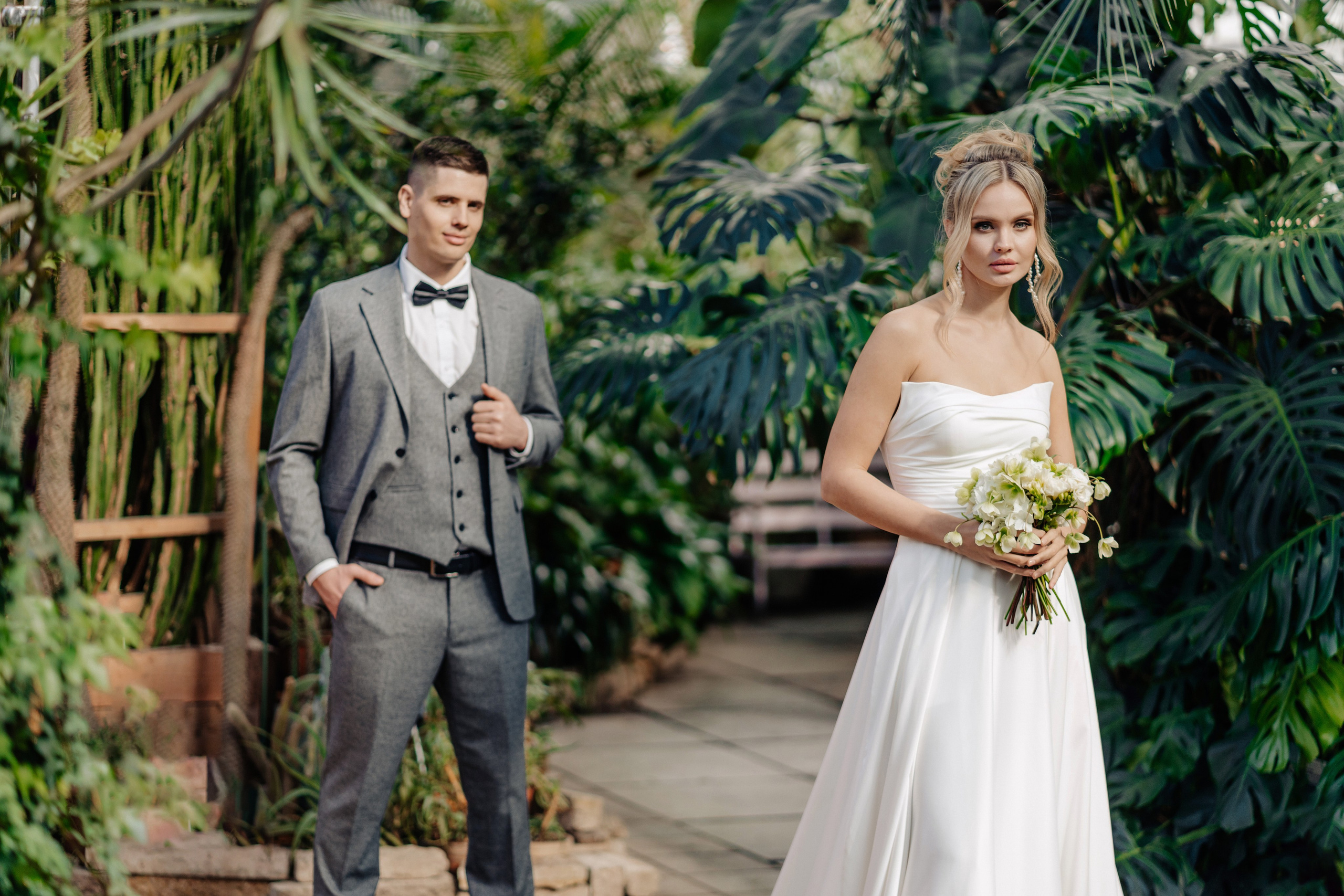Свадебная в оранжерее. Михаил и Виктория. Фотограф Сергей Лукьяненко