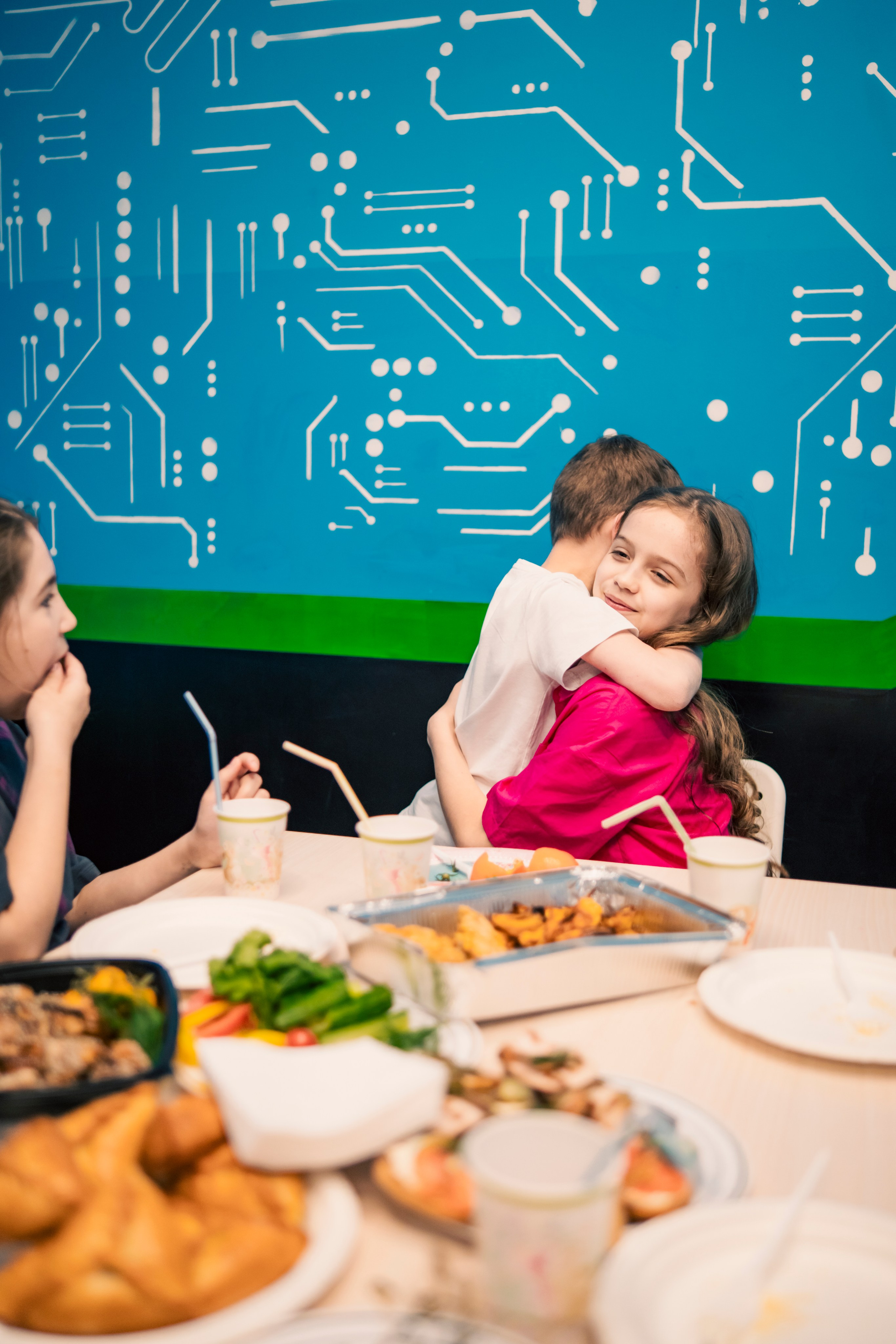 VR April-May. Felixtones