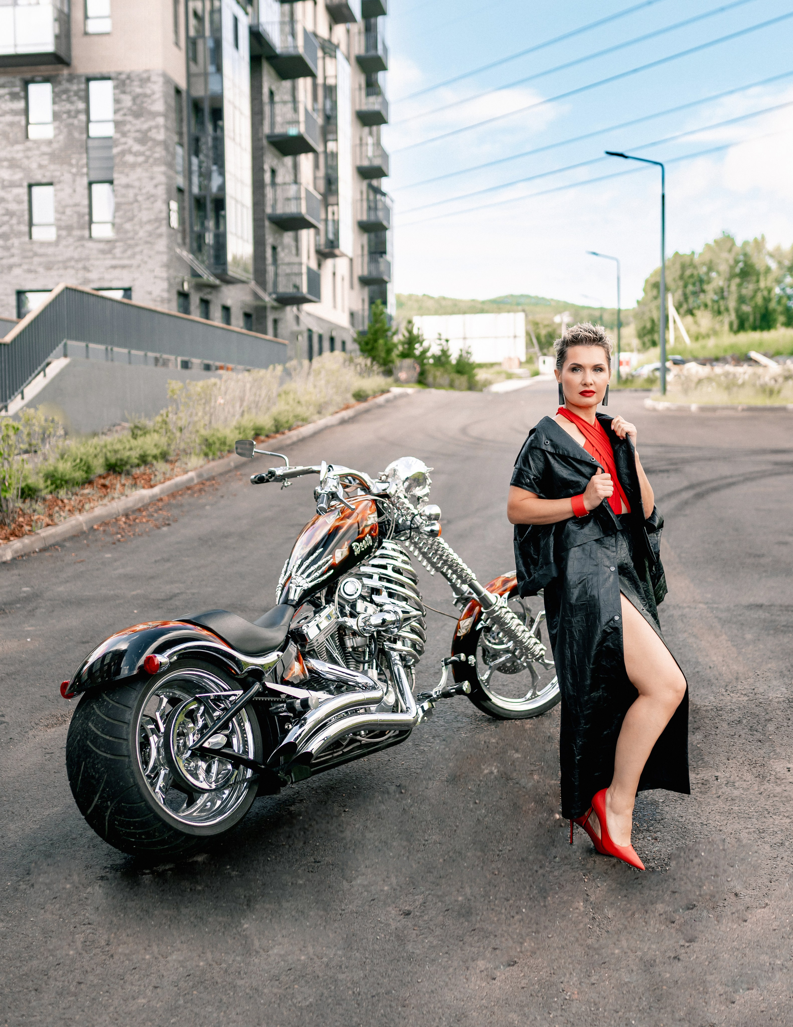 Женская фотосъемка с автомобилями. Фотограф Ким Наталья в Красноярске