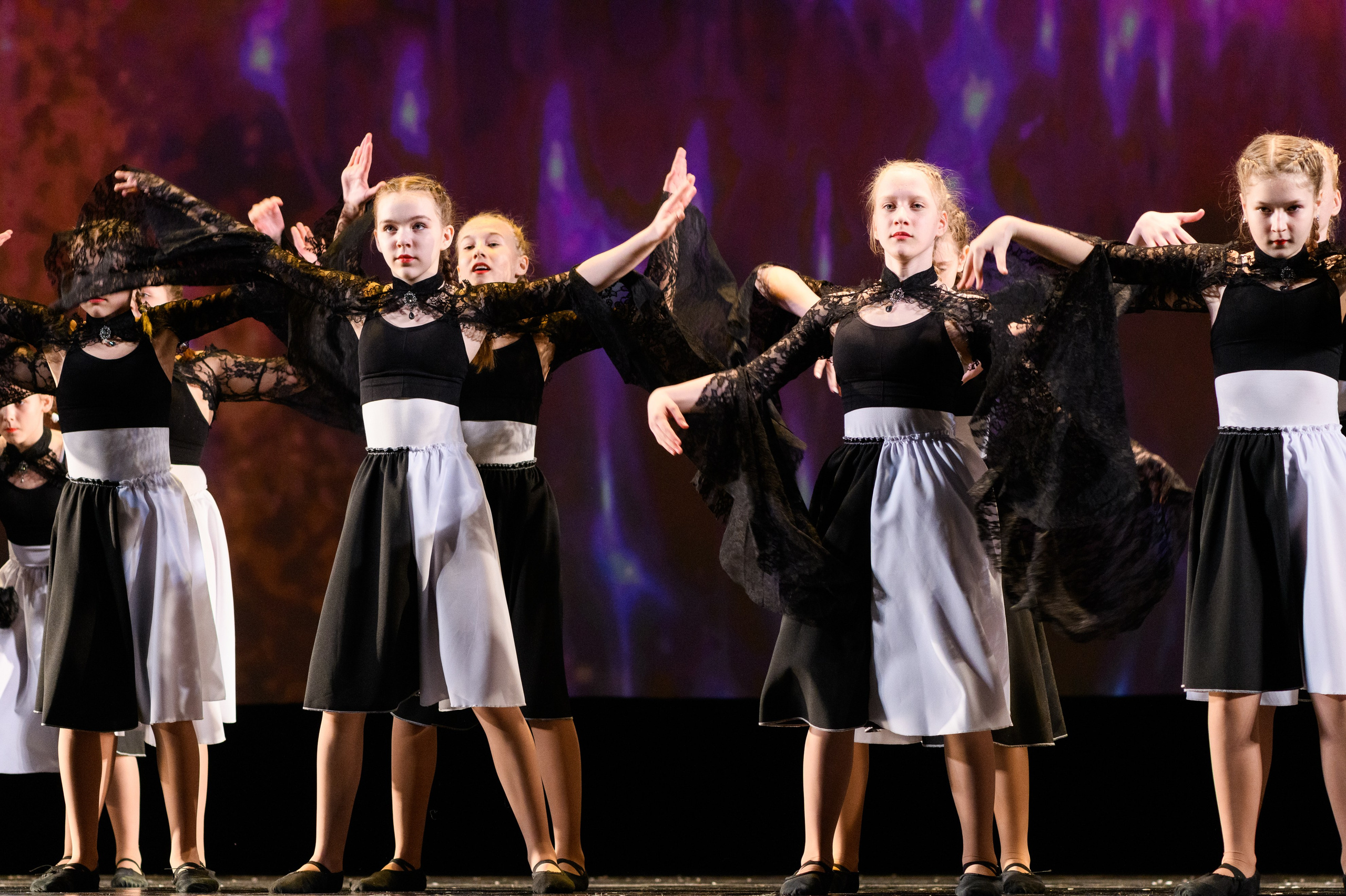 23 апреля, часть 2, БКЗ Октябрьский, г. Санкт-Петербург. Золотое яблочко