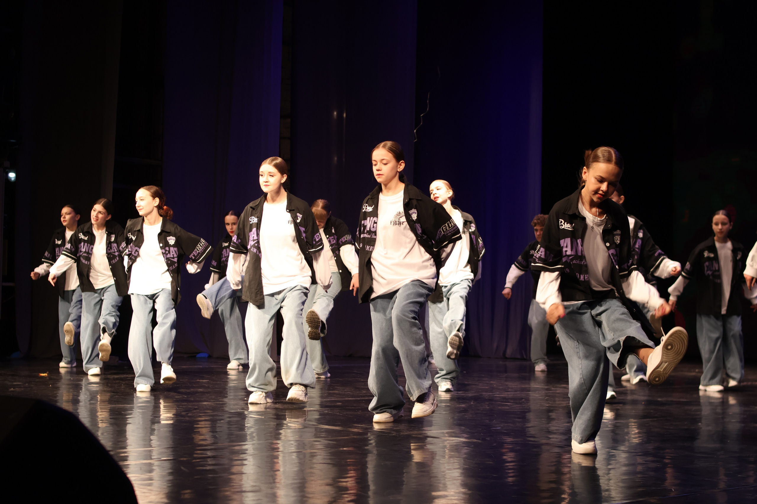 13 апреля, г. Томск. Золотое яблочко