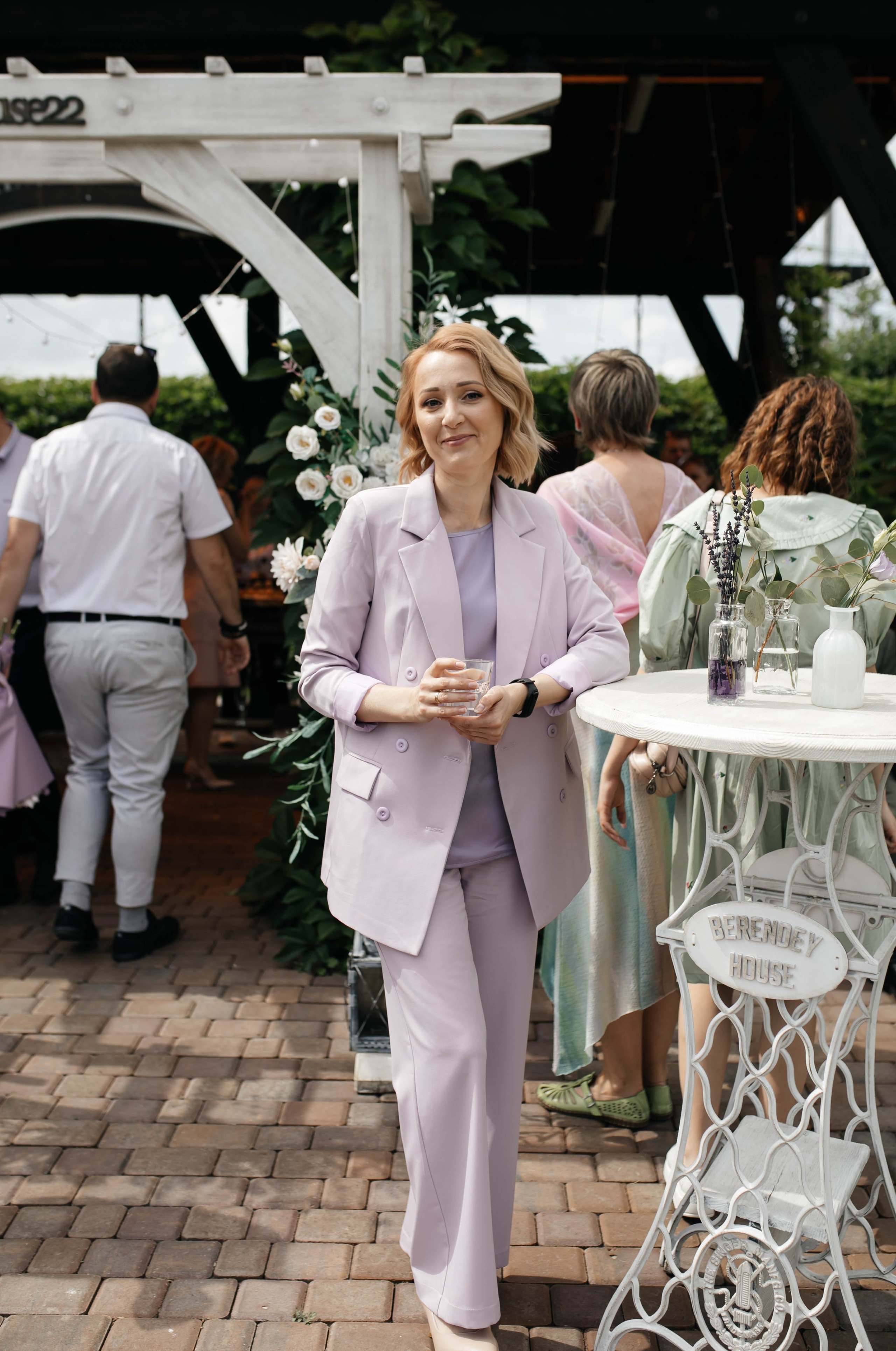 Свадебная история Дарьи и Родиона. Берендей Хаус. Свадебный и семейный фотограф Рассказова Виктория